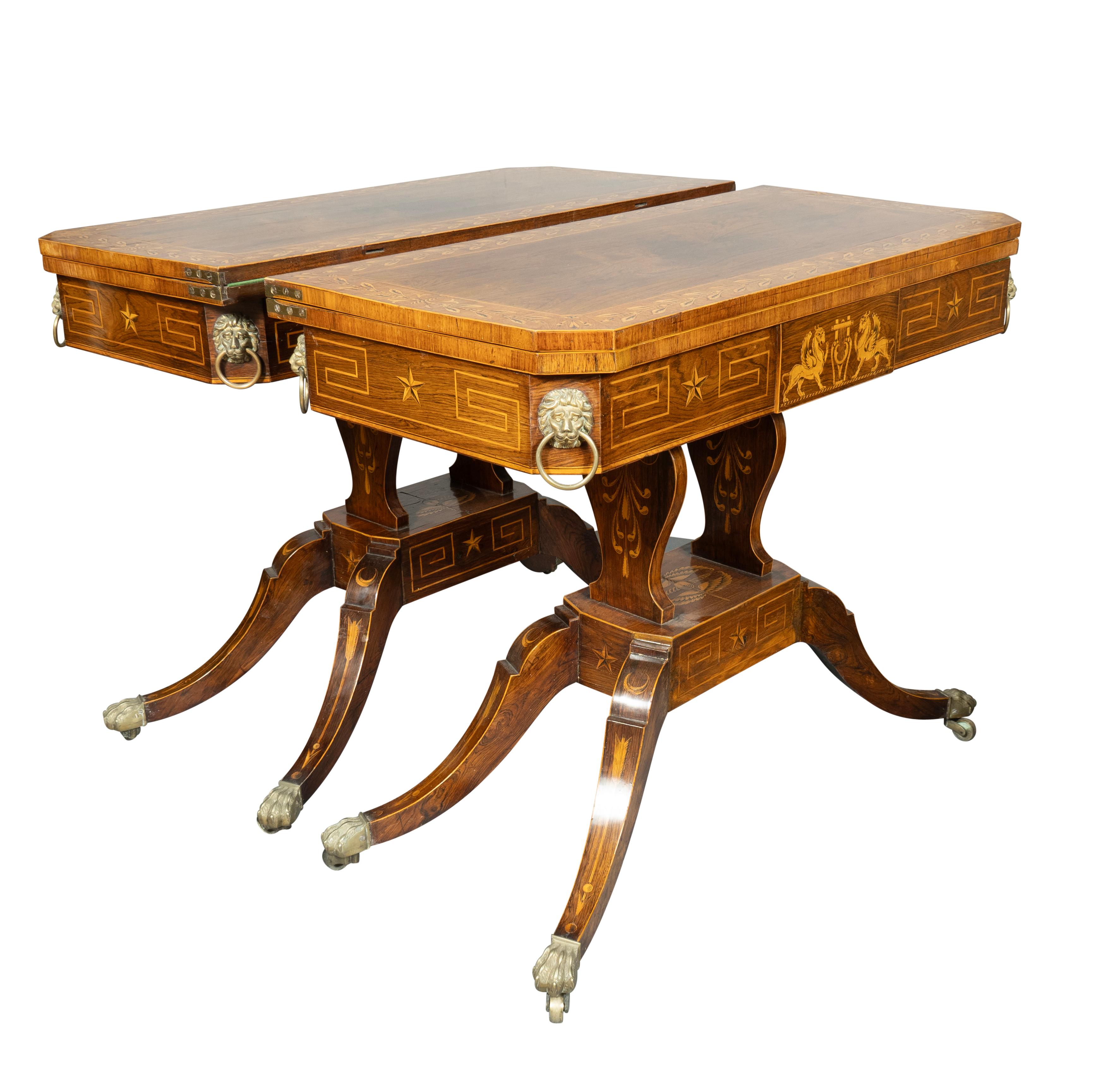 Paire de tables de jeu Regency en bois de rose et buis incrusté Bon état - En vente à Essex, MA