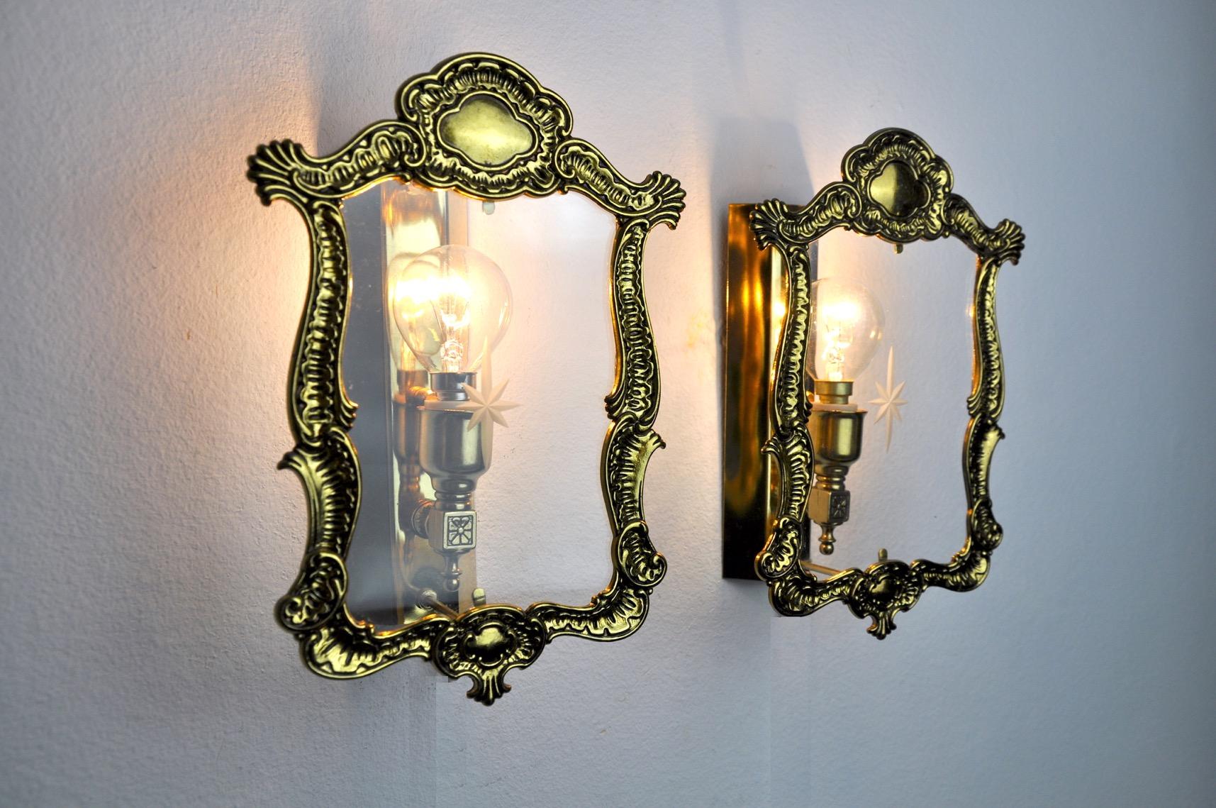 Coppia di lampade Regency, vetro tagliato, Italia, 1980 in vendita 1