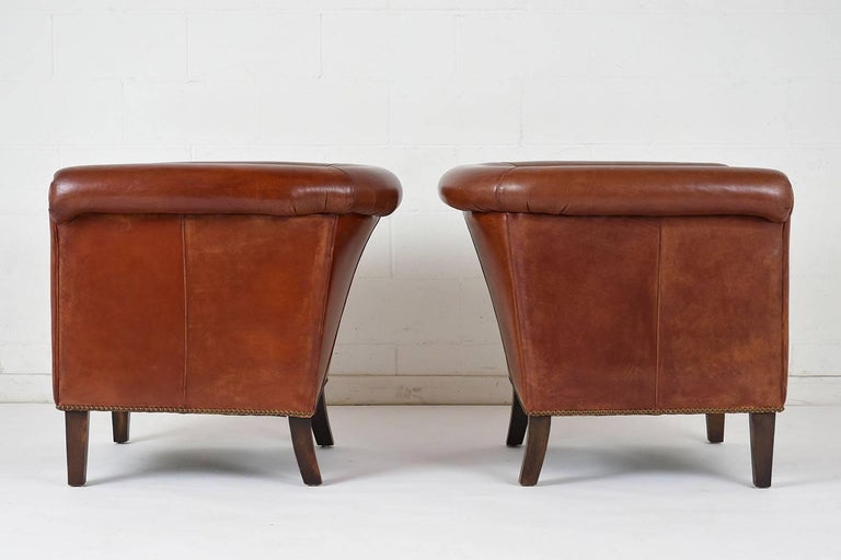 Pair Of Regency Style Bernhardt Leather Club Chairs At 1stdibs