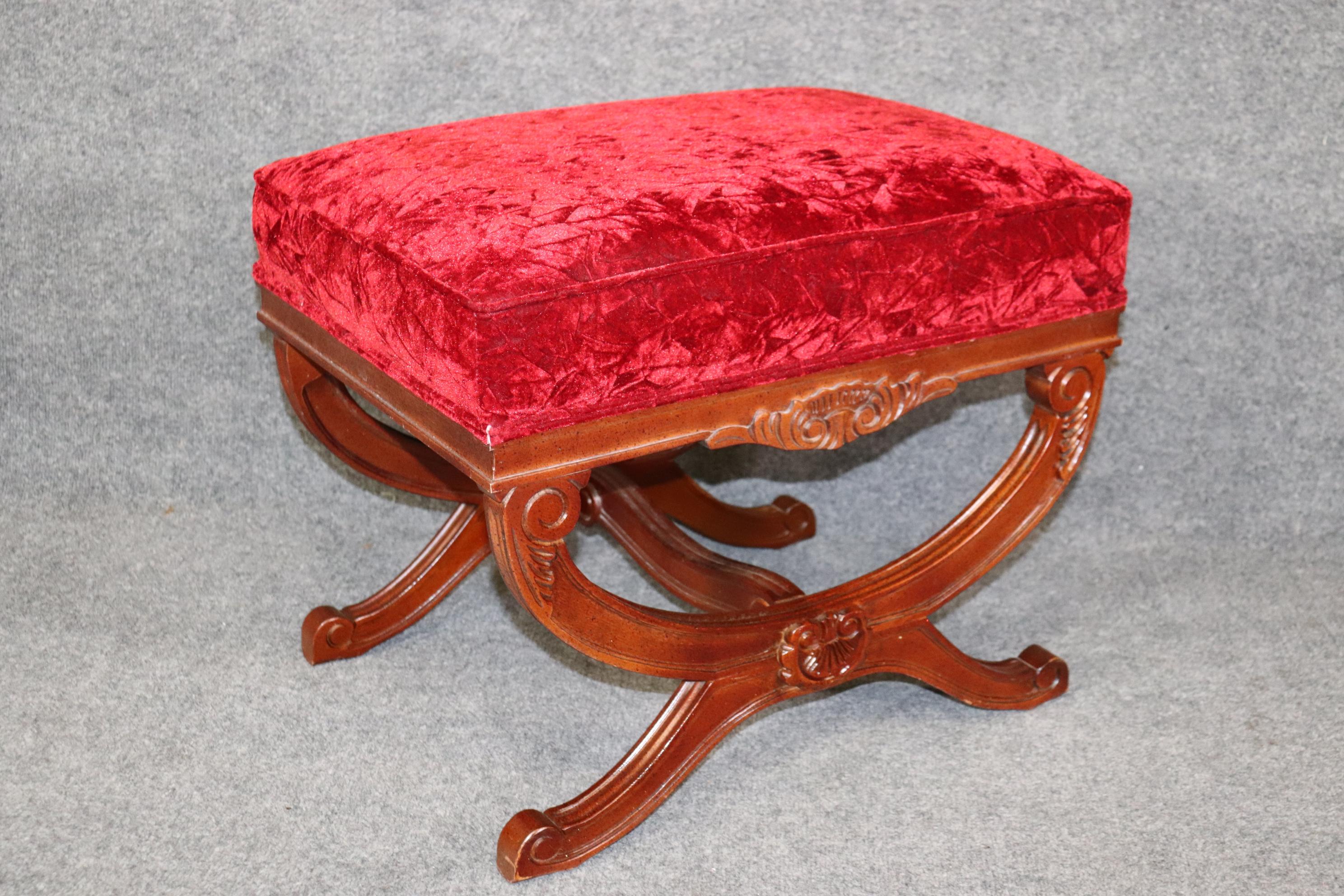 Wood Pair of Regency Style Carved Upholstered Benches Entryway Benches For Sale