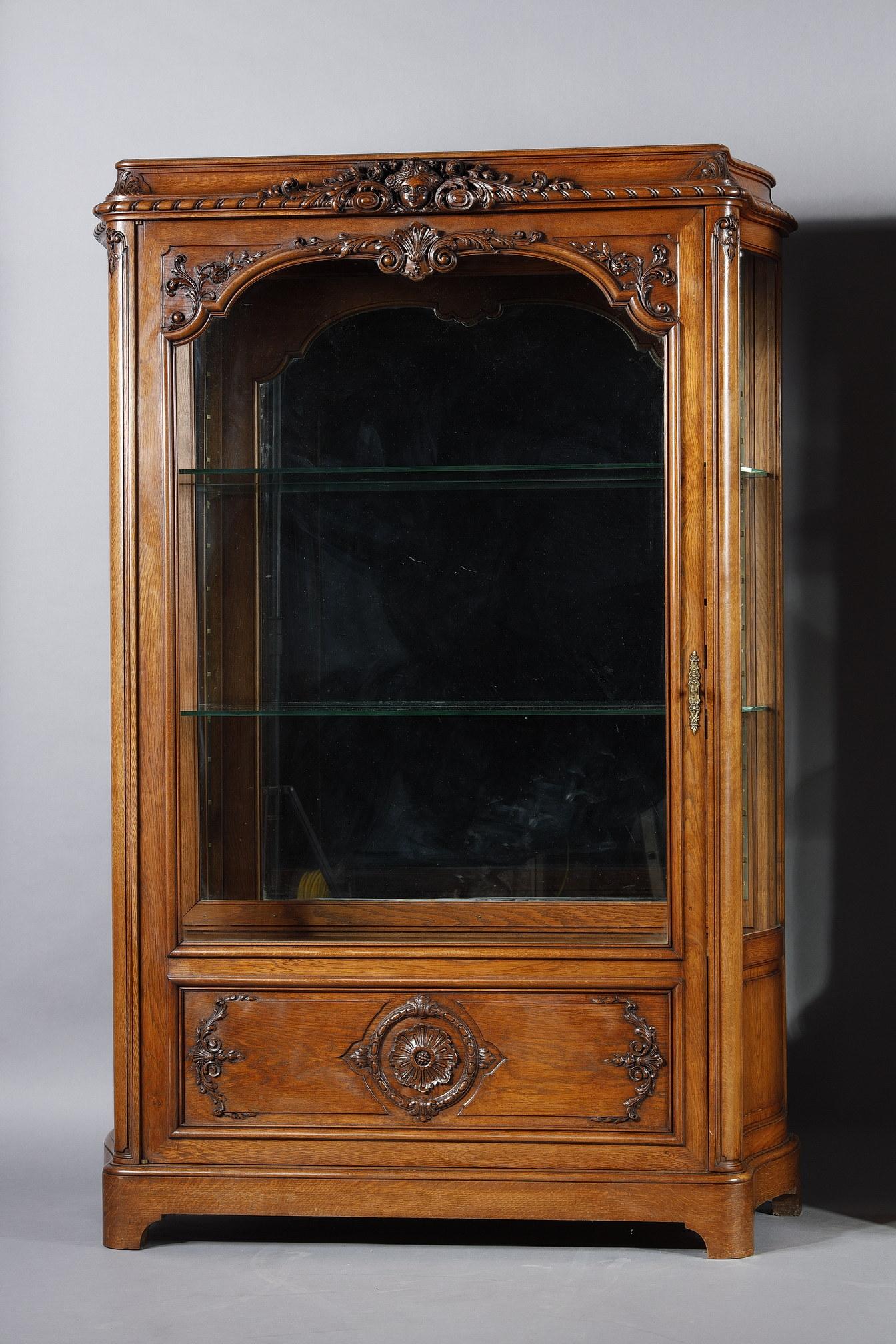 Pair of Regency-style display cabinet In Good Condition For Sale In Paris, FR