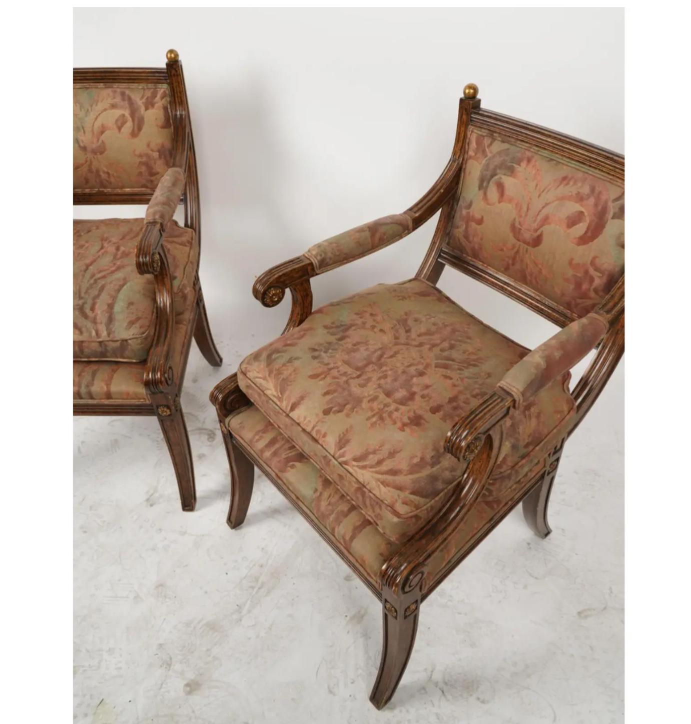 Regency Paire de fauteuils en bois doré de style Régence de Fortuny en vente