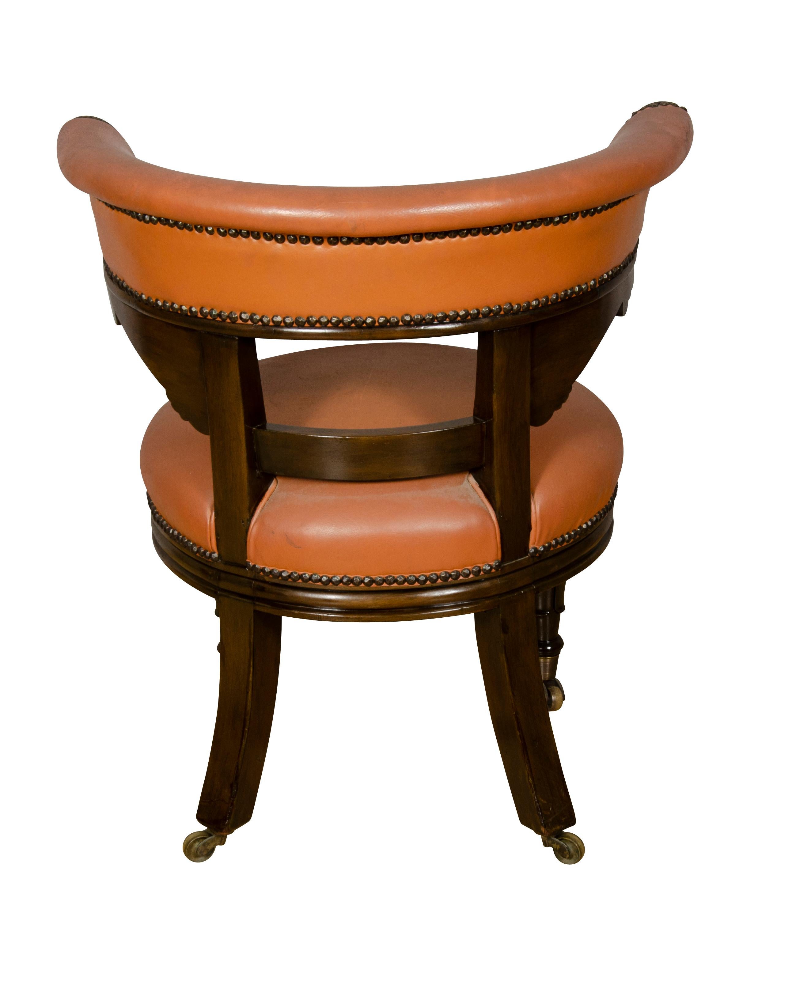 19th Century Pair of Regency Style Mahogany Chairs For Sale