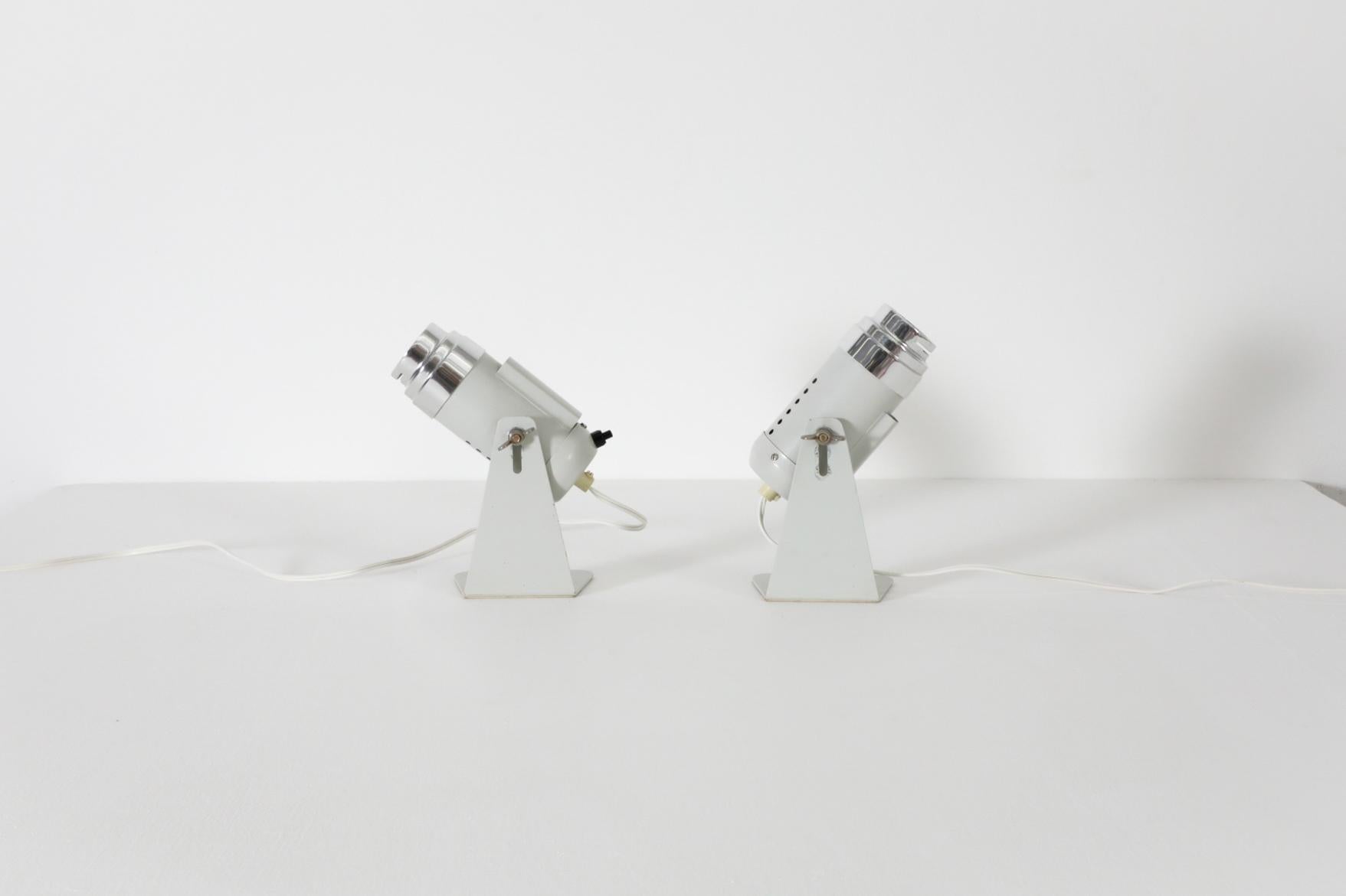 Coppia di lampade a spot da parete in stile industriale Reggiani con accenti cromati in vendita 5