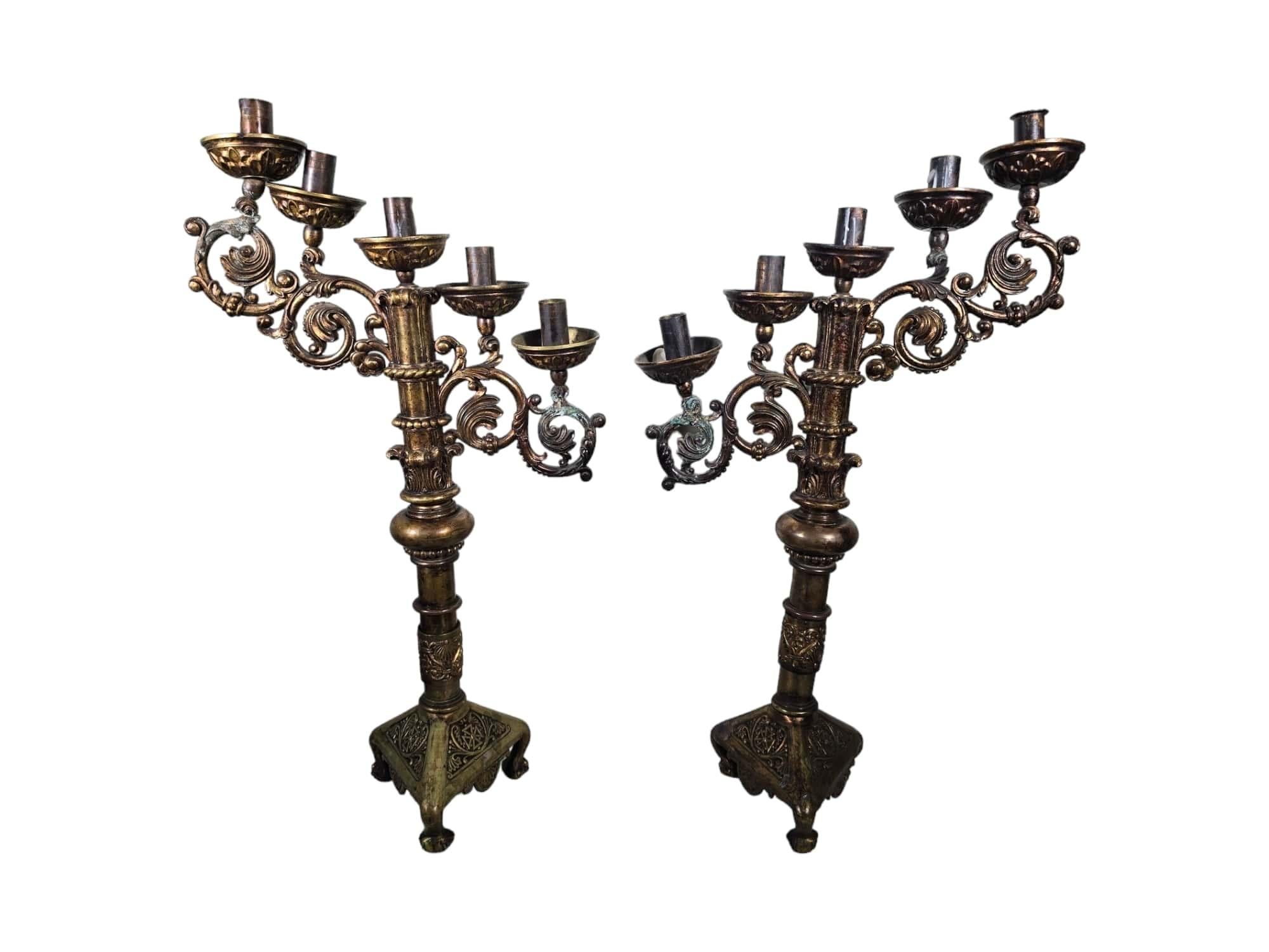 Pair of Religious Bronze Candlesticks from the 18th Century For Sale 7