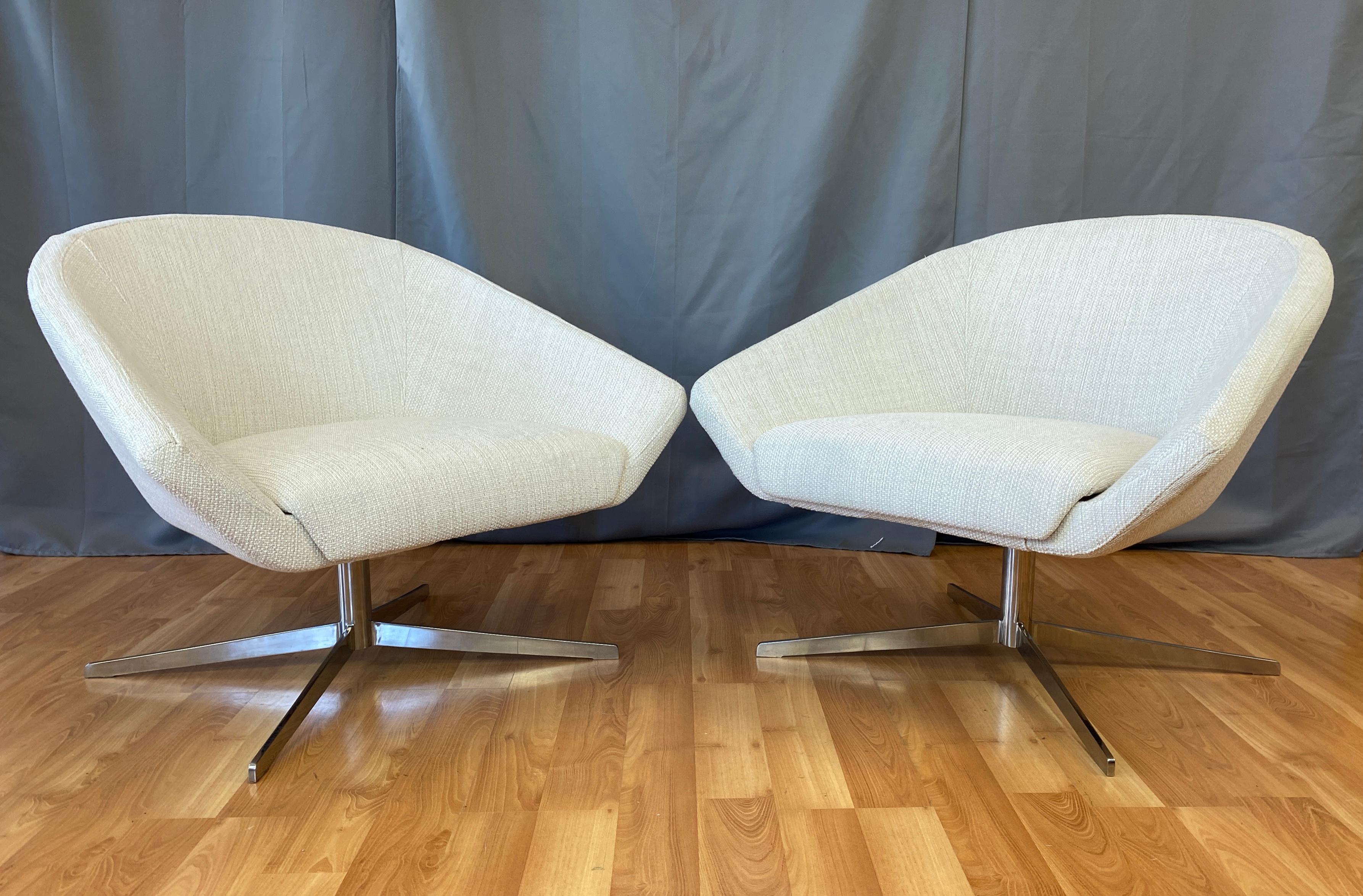 Pair of Remy Lounge Chairs by Jeffrey Bernett for Bernhardt Design 5