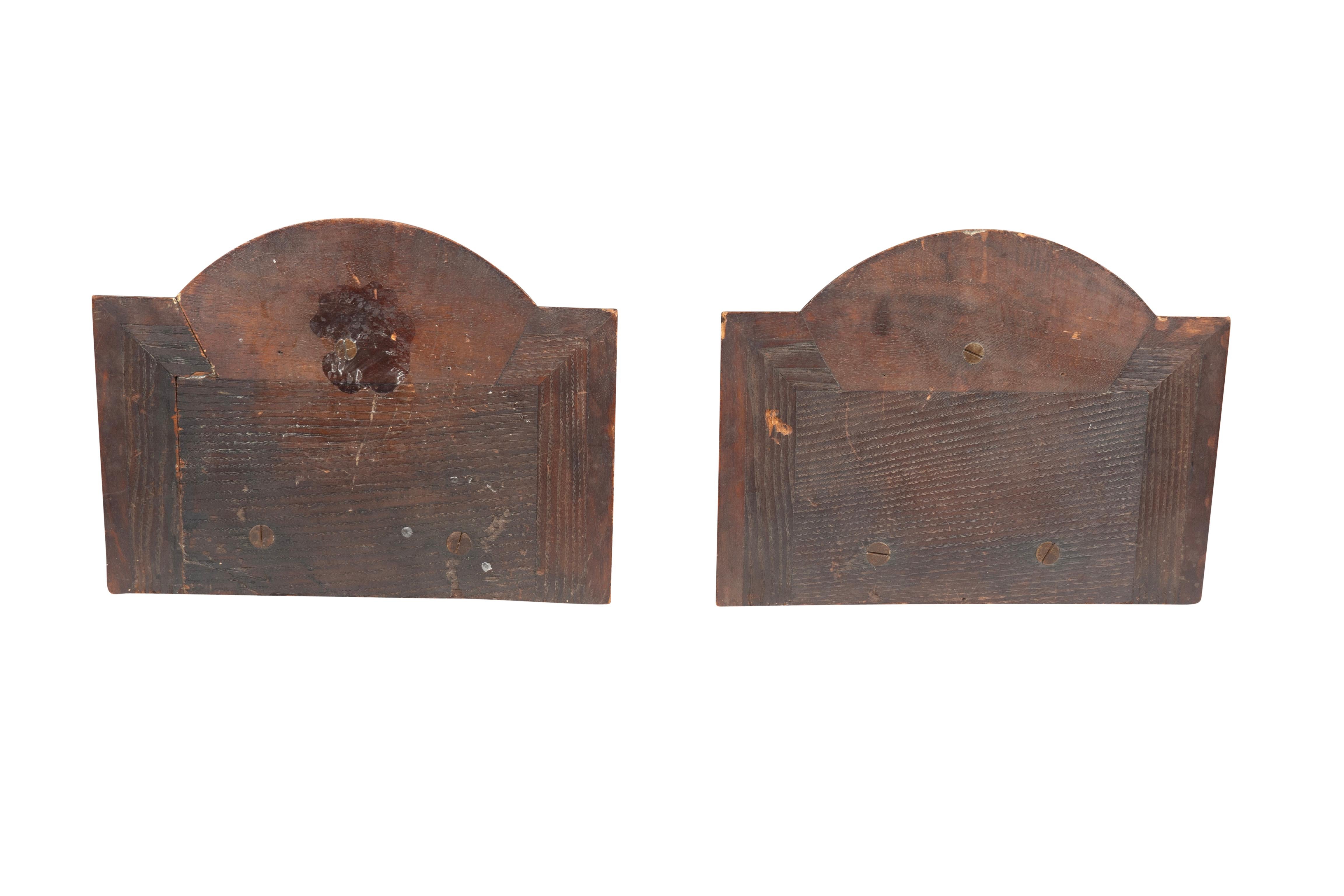 Pair Of Renaissance Revival Carved Walnut Wall Brackets By Luigi Frullini For Sale 6