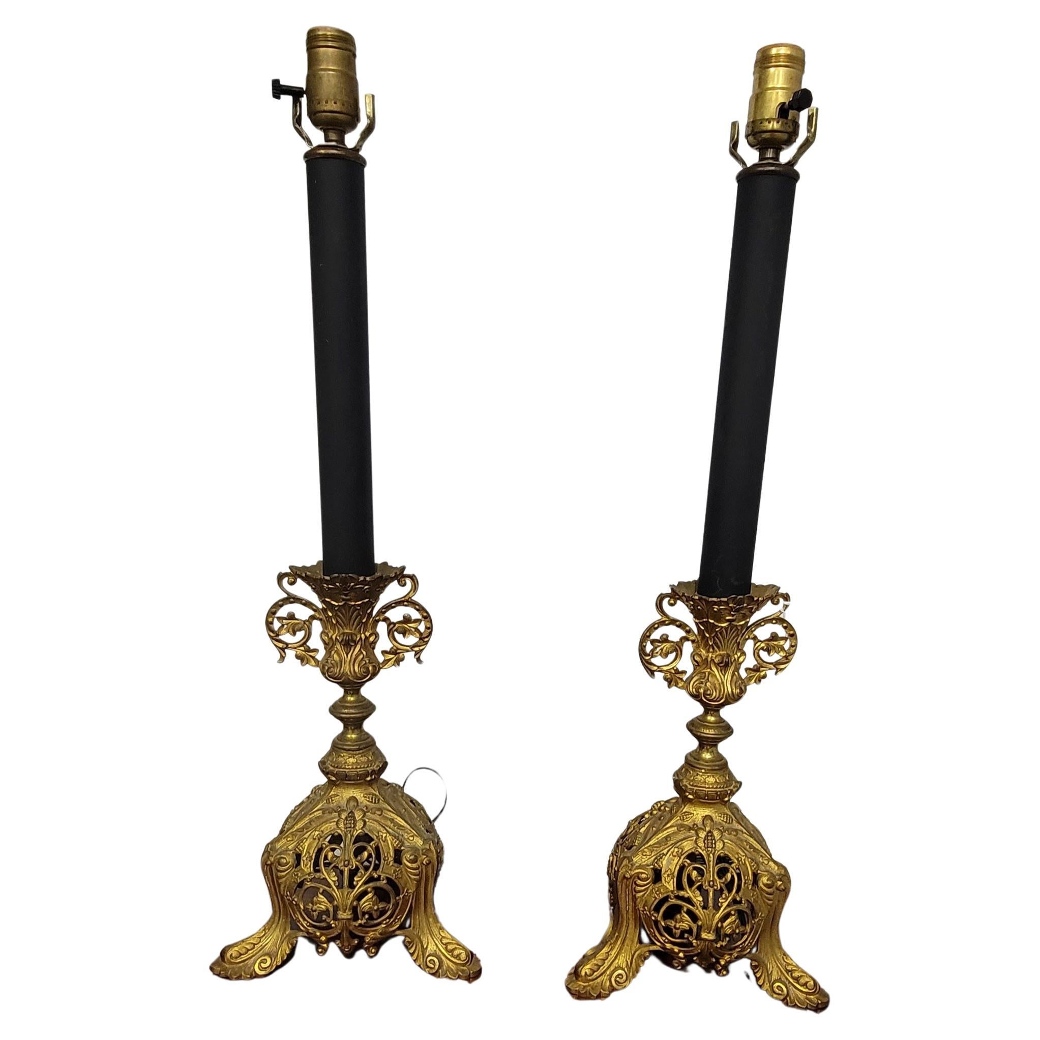 20th Century Pair of Renaissance Style Ebonized Metal and Cast Ormolu Table Lamps For Sale