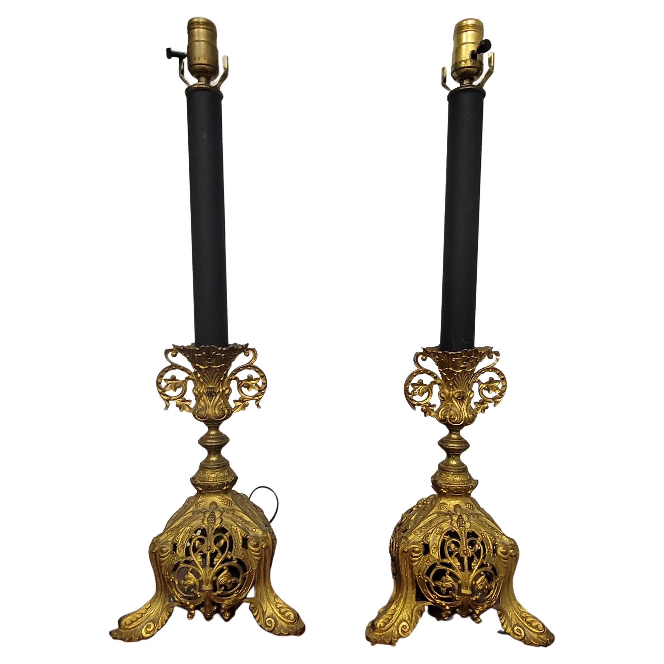Pair of Renaissance Style Ebonized Metal and Cast Ormolu Table Lamps For Sale 1