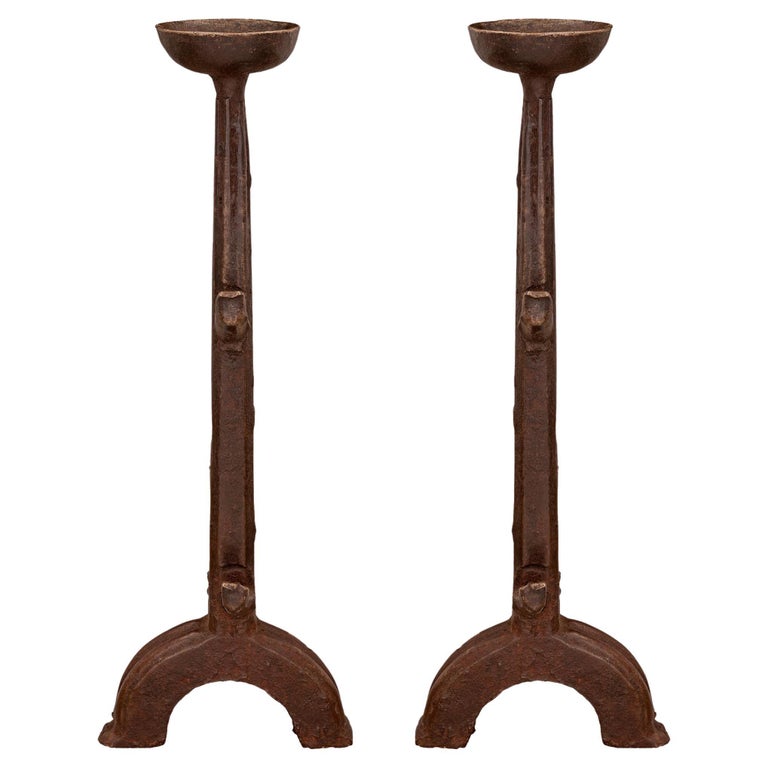 https://a.1stdibscdn.com/pair-of-renaissance-style-french-19th-century-cast-iron-andirons-for-sale/f_9499/f_272893421644352068415/f_27289342_1644352069008_bg_processed.jpg?width=768