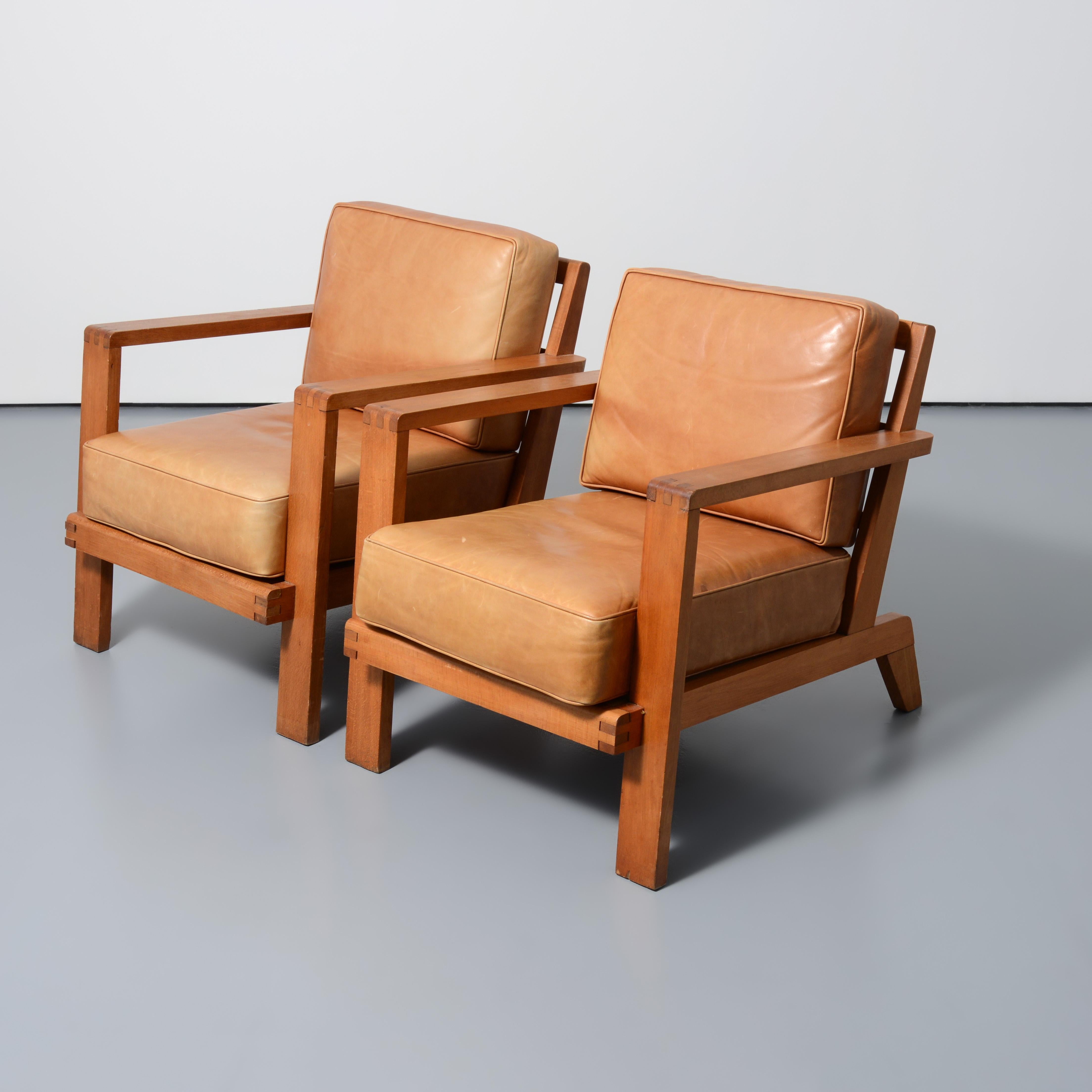 20th Century Pair of Rene Gabriel Lounge Chairs For Sale