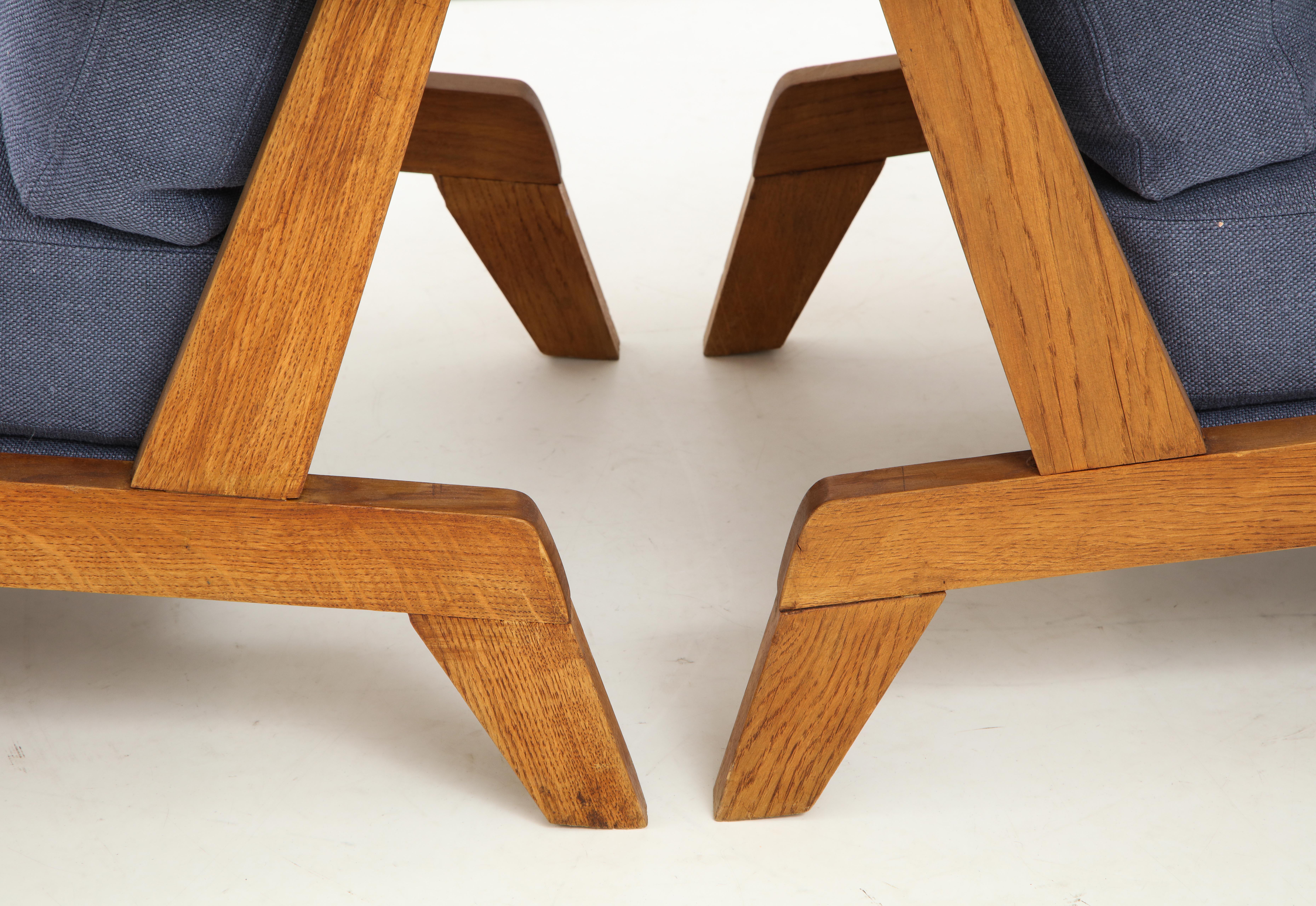 Pair of René Gabriel Oak Armchairs Upholstered in Blue Linen, France, circa 1945 2