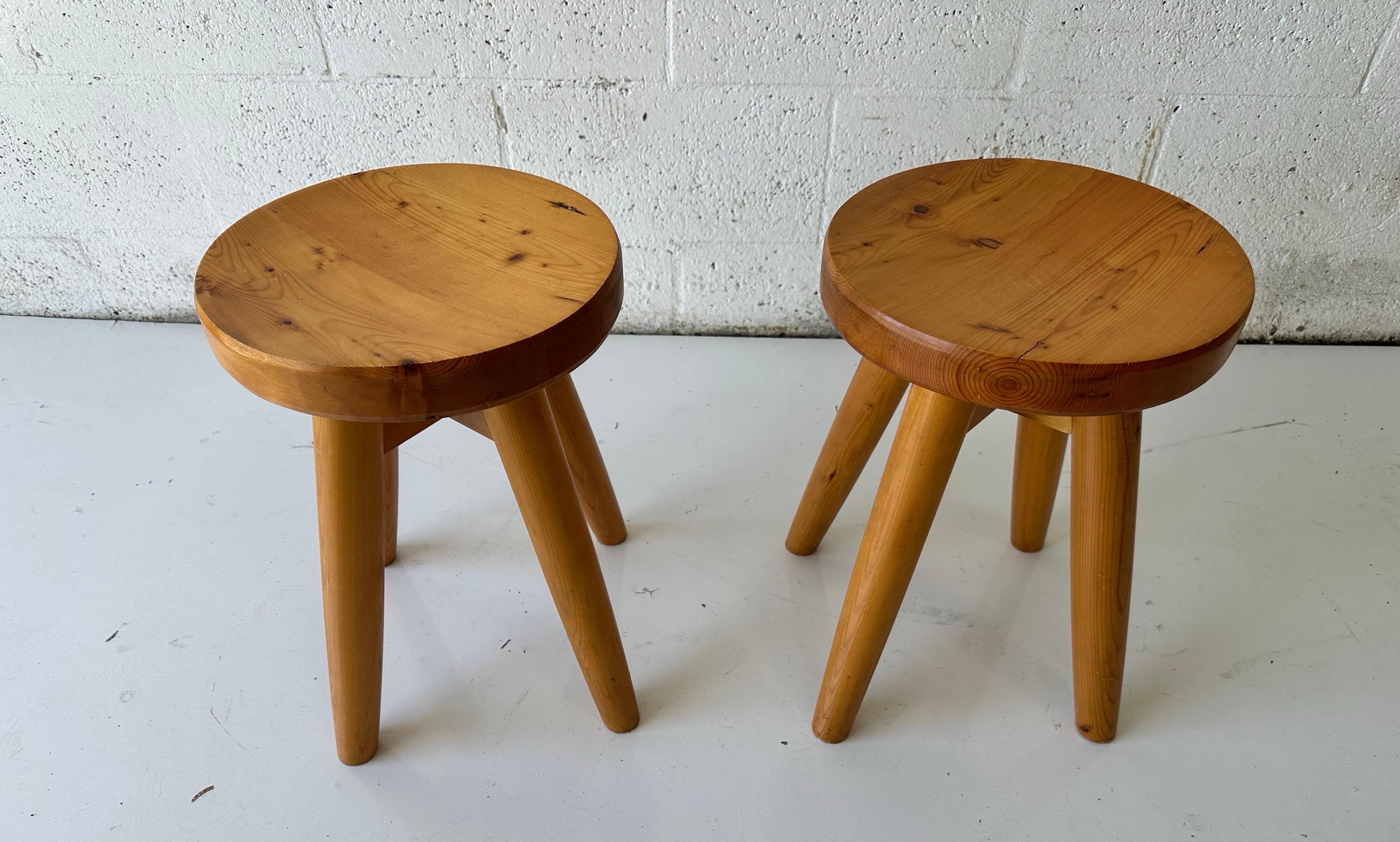 Late 20th Century Pair of Rene Martin Pine wood Stools For Sale