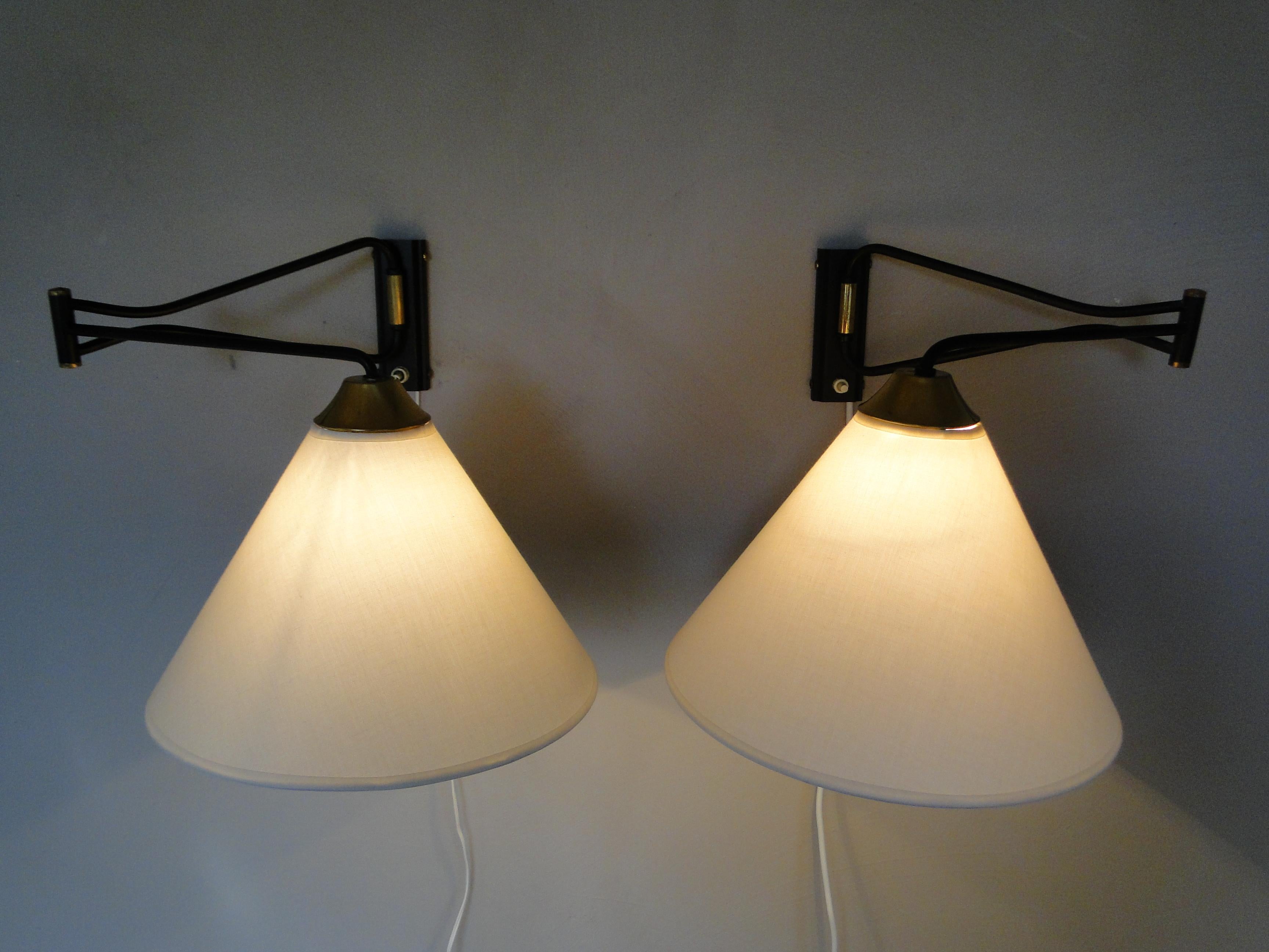  Pair of Rene Mathieu Swing Arm Sconces Wall lamp French Adjustable  Lunel Arlus For Sale 4