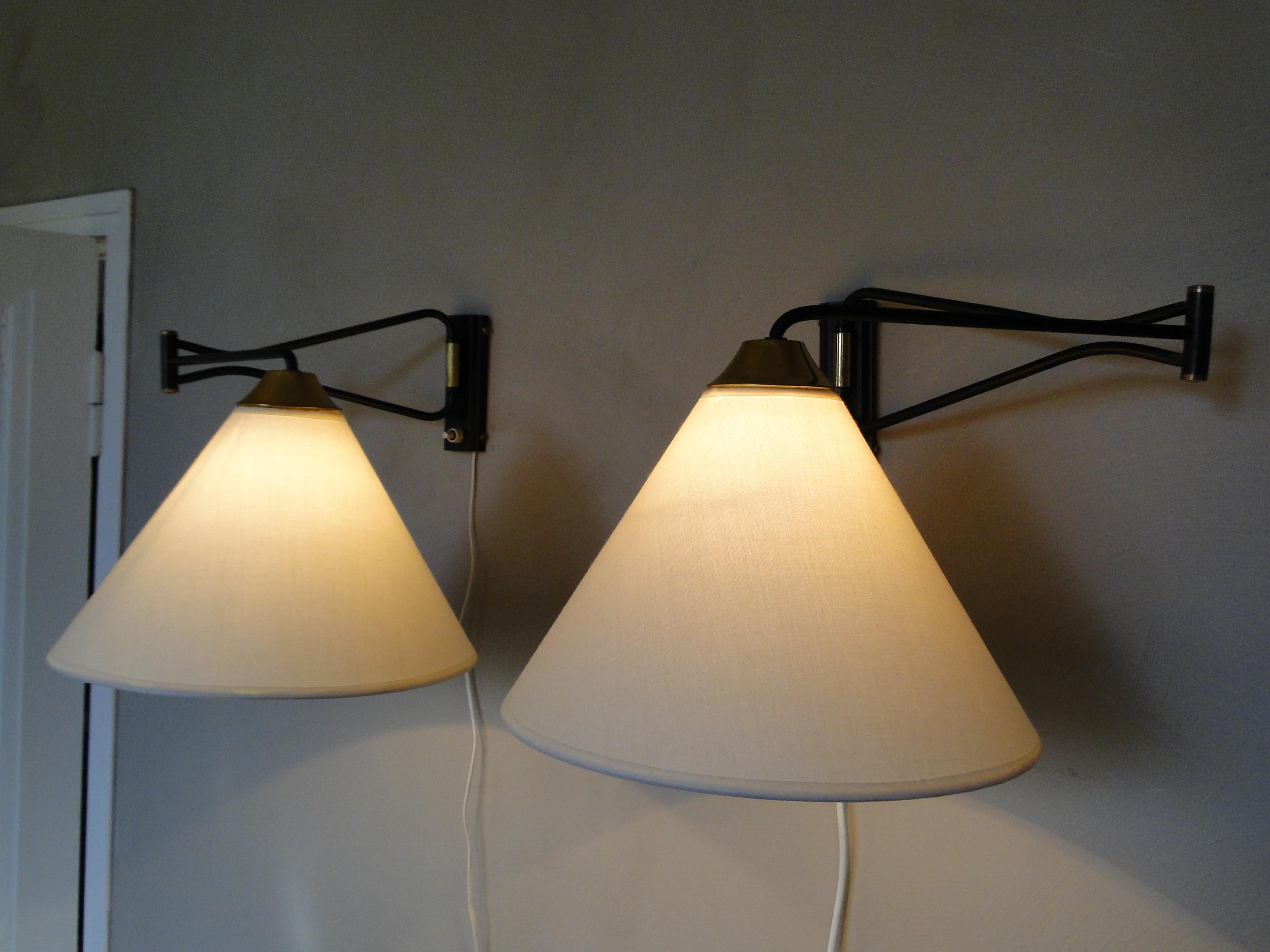 Pair of Rene Mathieu Swing Arm Sconces Wall lamp French Adjustable  Lunel Arlus For Sale 7