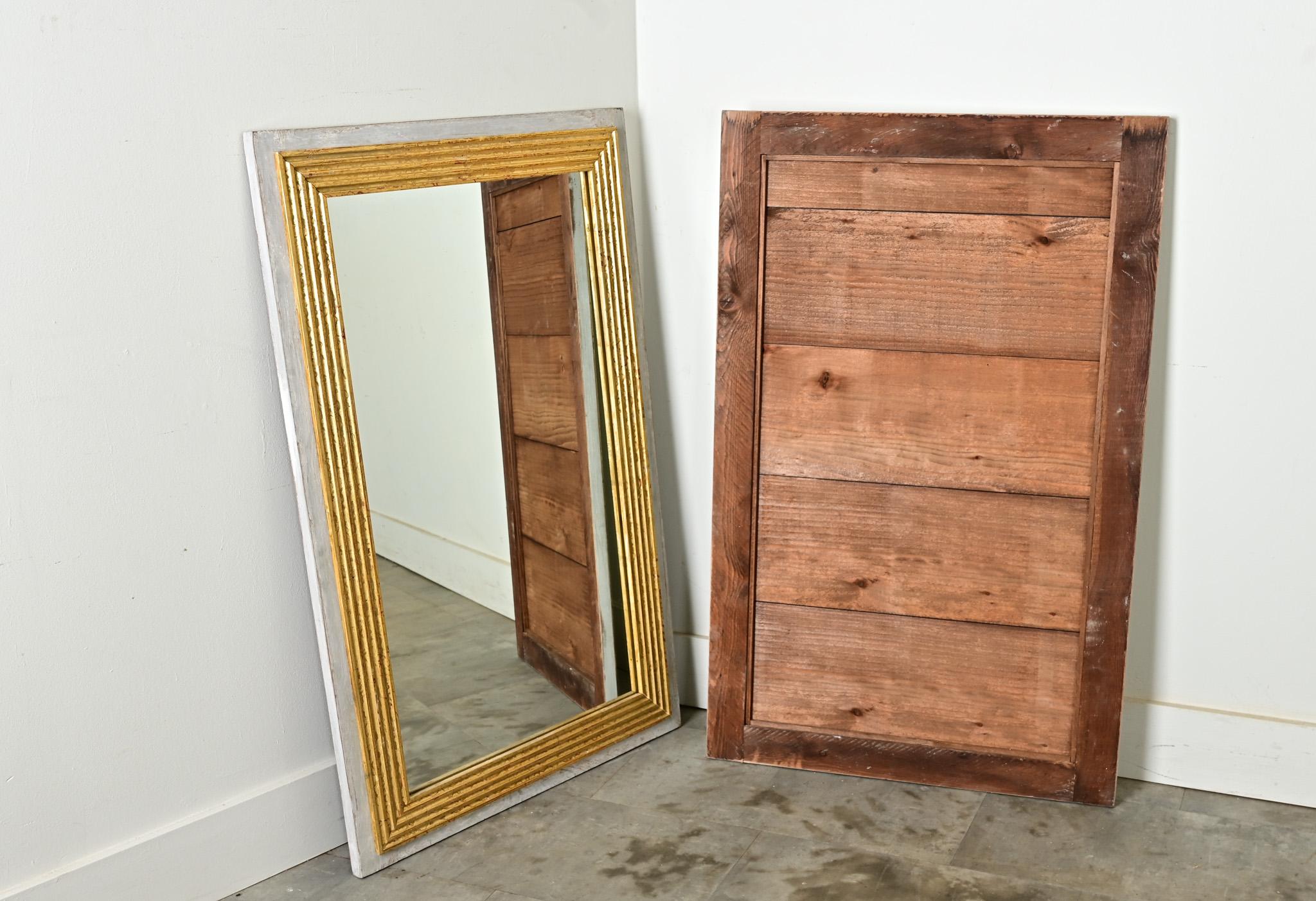 Pair of Reproduction Painted & Gilt Mirrors For Sale 1