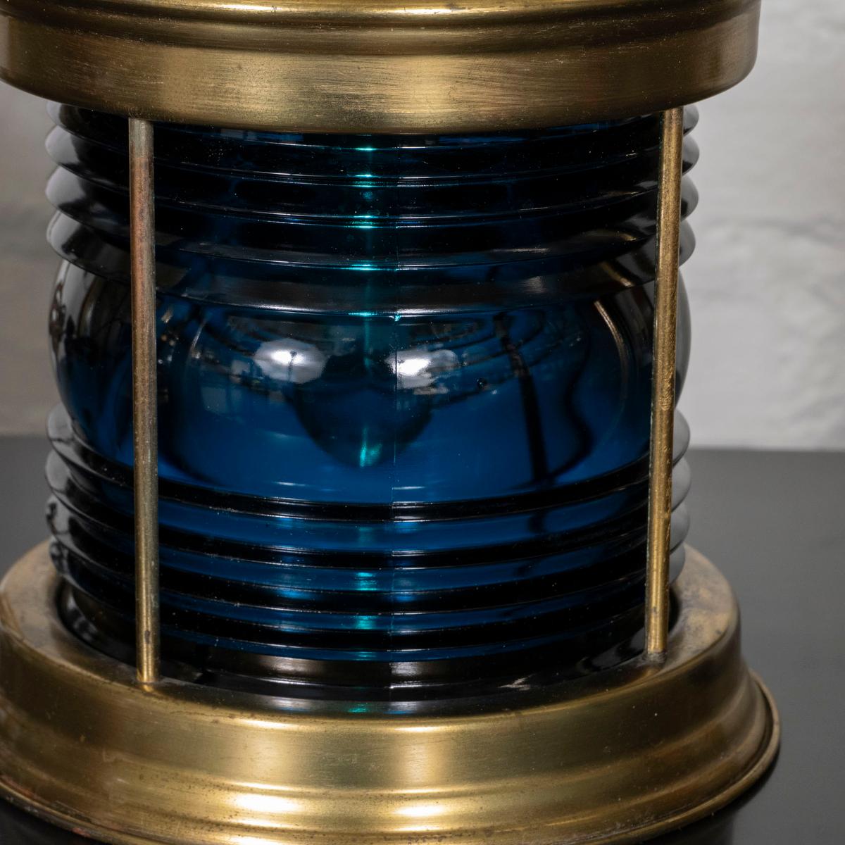 Pair of repurposed railroad light table lamps en venta 5