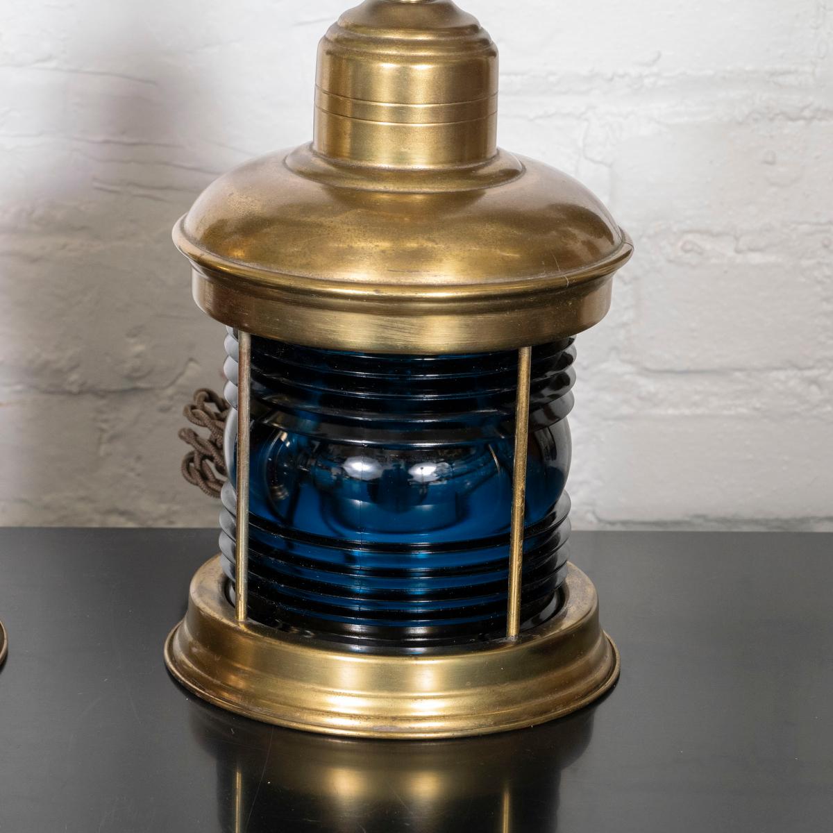 Pair of repurposed railroad light table lamps en Bueno estado para la venta en Tarrytown, NY