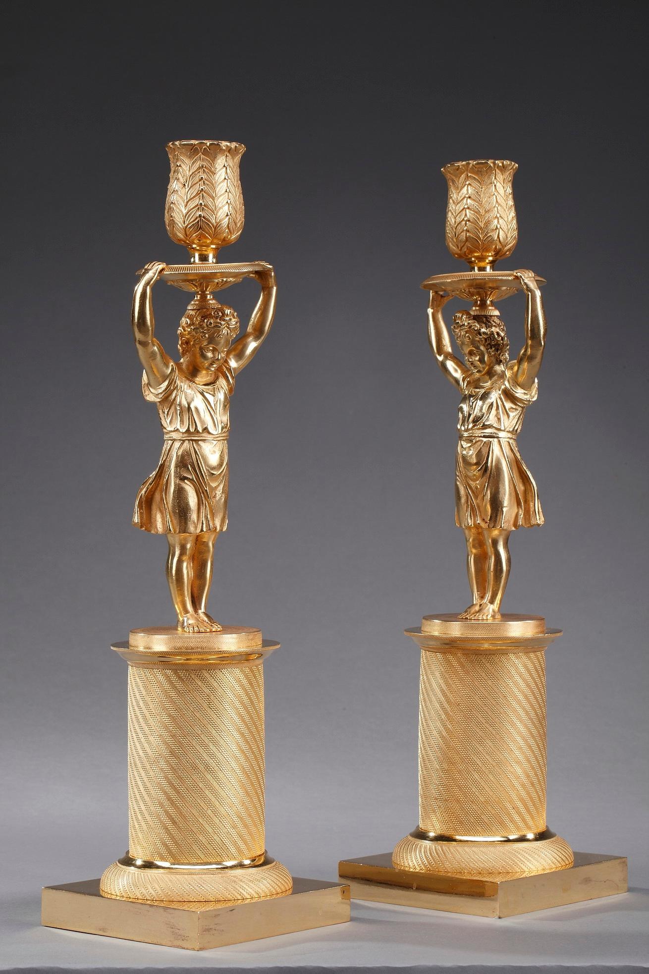 Pair of Restauration Gilt Bronze Candlesticks In Good Condition For Sale In Paris, FR