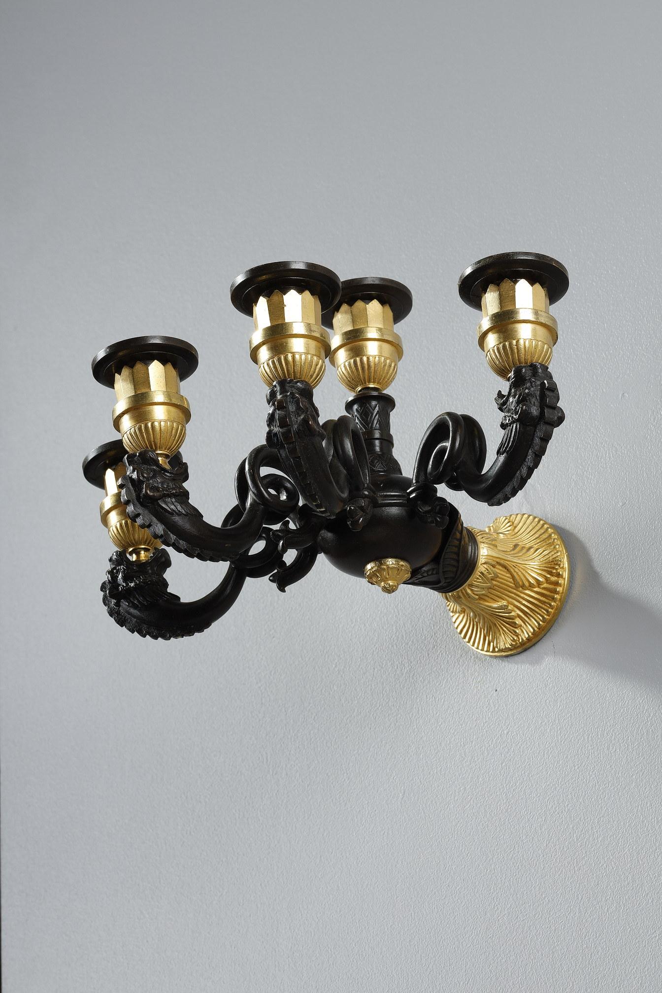 Pair of Restauration Period Sconces in Bronze For Sale 5