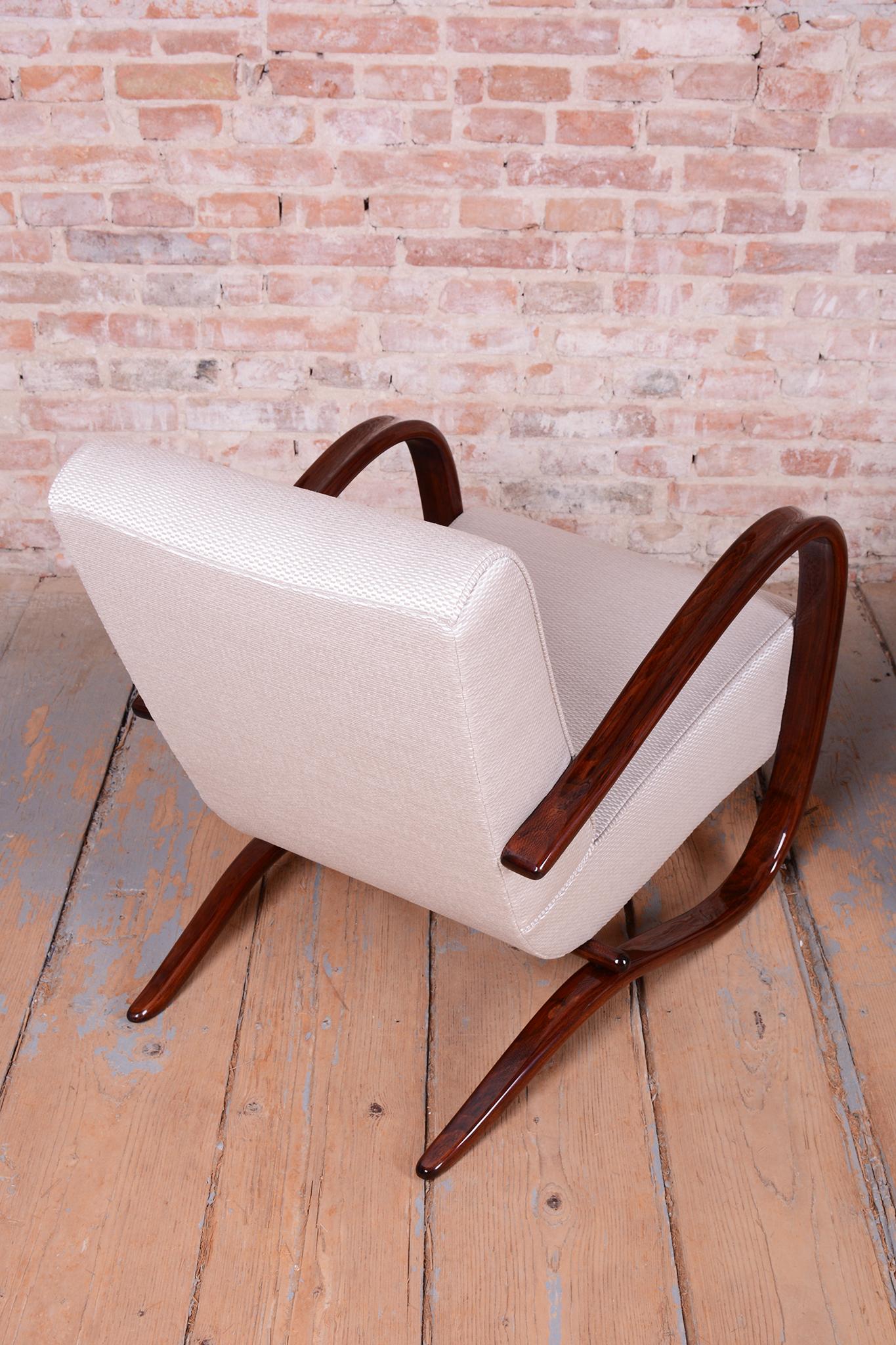 Paire de fauteuils Art Déco restaurés,  par J. Halabala, UP Zavody, Tchèque, années 1930 en vente 5
