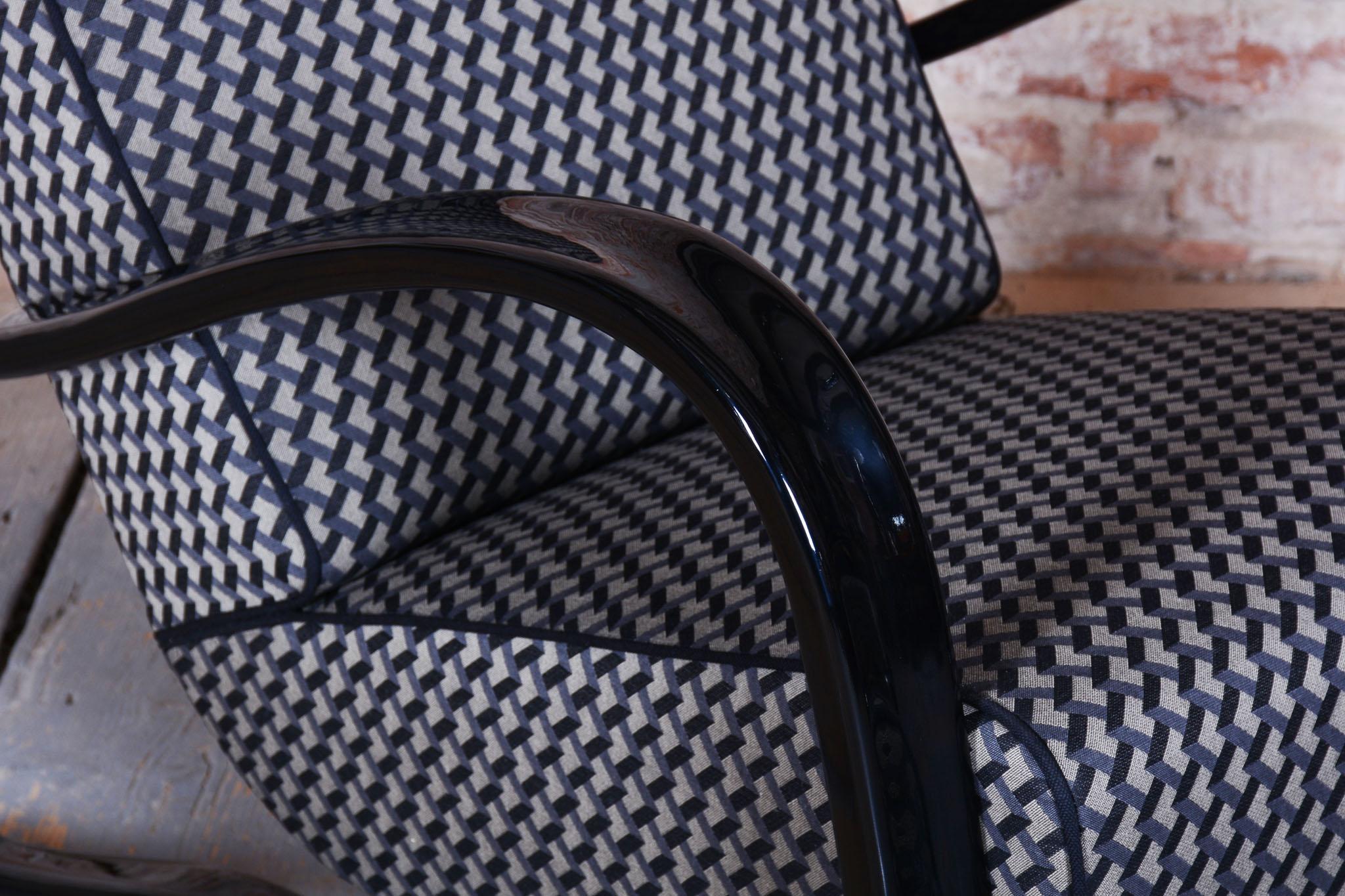 Paire de fauteuils Art Déco restaurés,  par J. Halabala, UP Zavody, Tchèque, années 1930 en vente 6