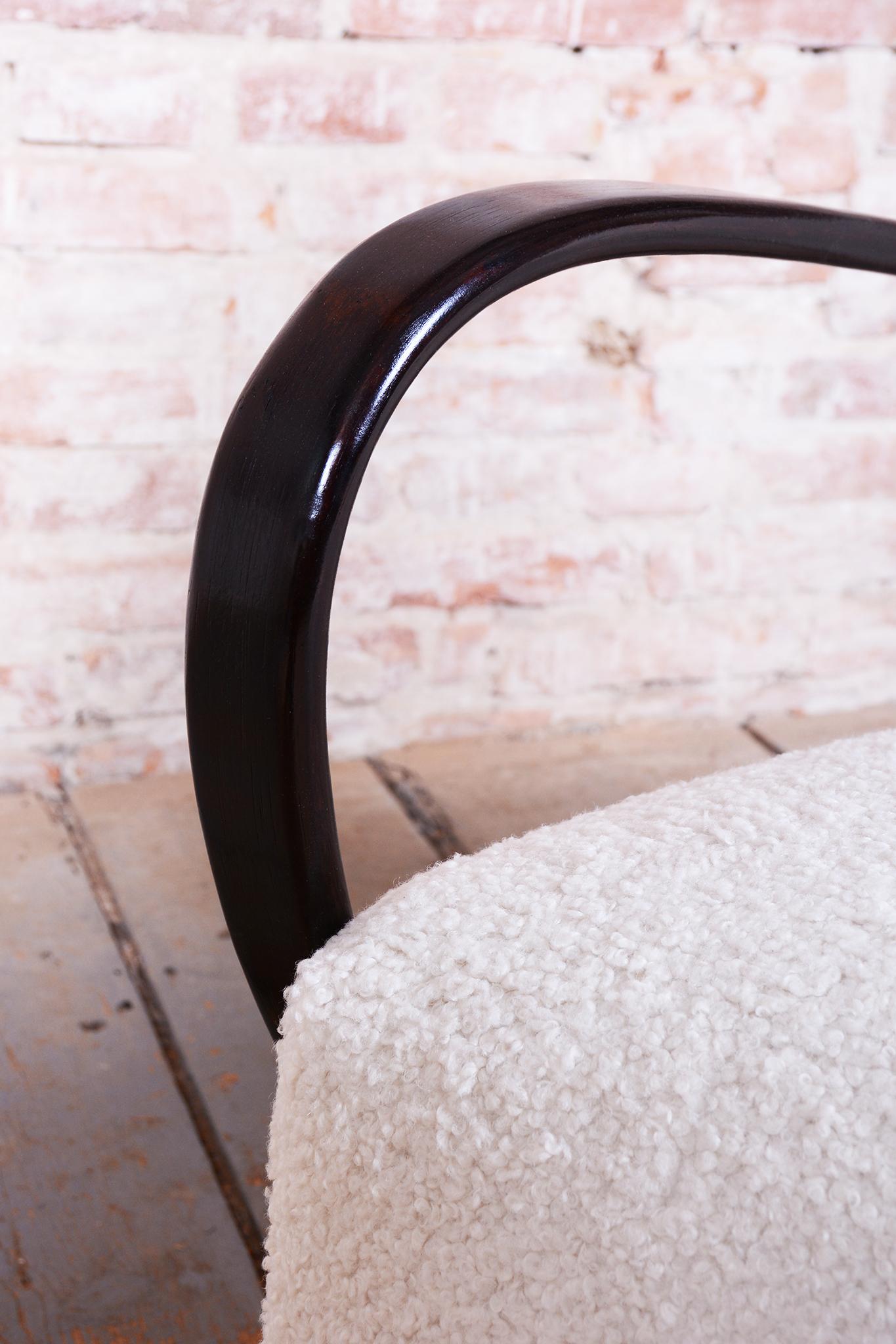 Paire de fauteuils Art Déco restaurés,  par J. Halabala, UP Závody, tchèque, années 1940 en vente 8