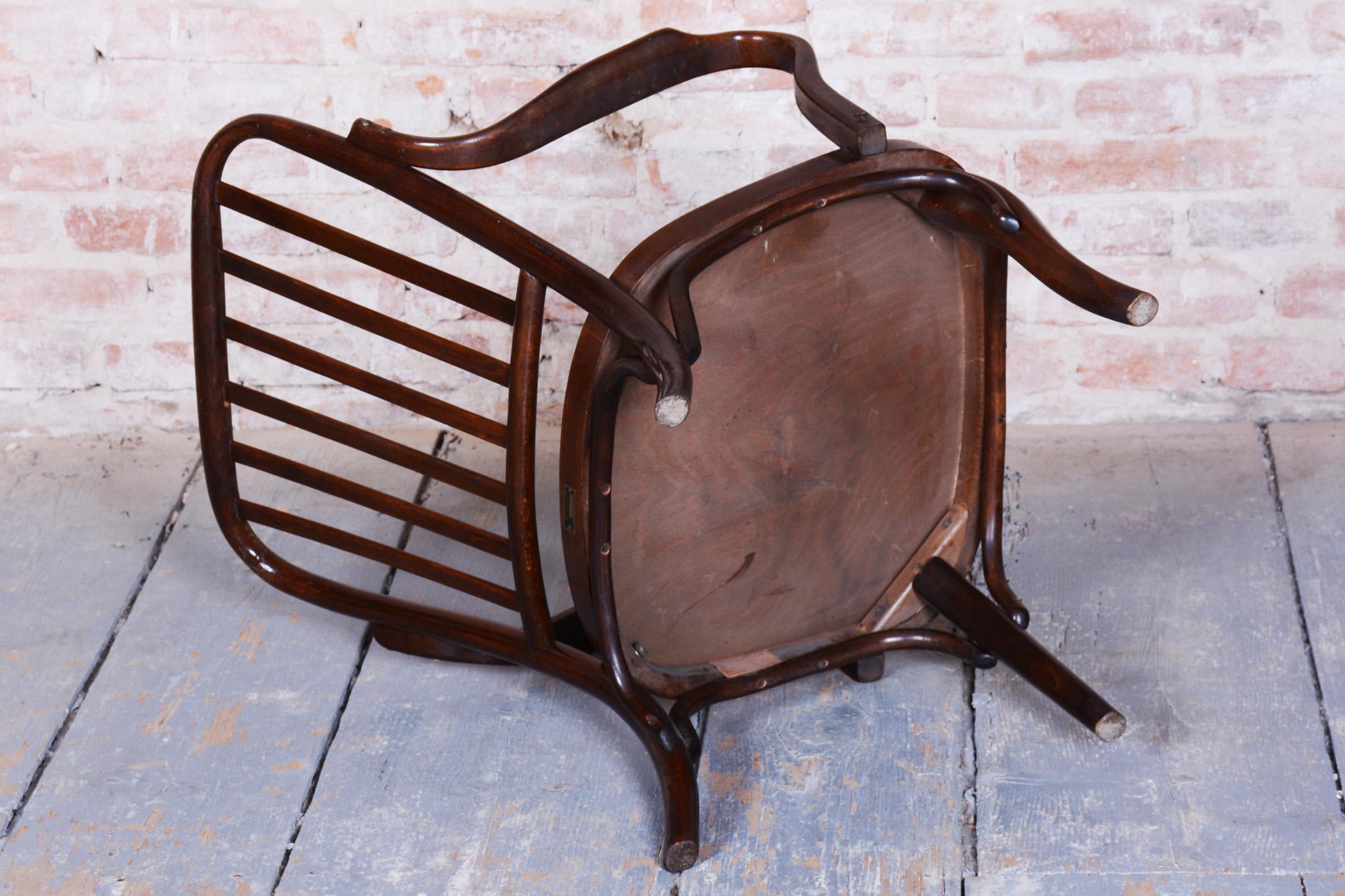 Pair of Restored Art Deco Armchairs, by Josef Frank, Thonet, Beech, Czech, 1930s en vente 3