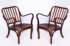 Paire de fauteuils Art Déco restaurés, par Josef Frank, Thonet, hêtre, tchèque, années 1930