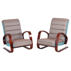 Paar restaurierte Art Deco Sessel, von Miroslav Navrátil, Nussbaum, Tschechisch, 1930er Jahre