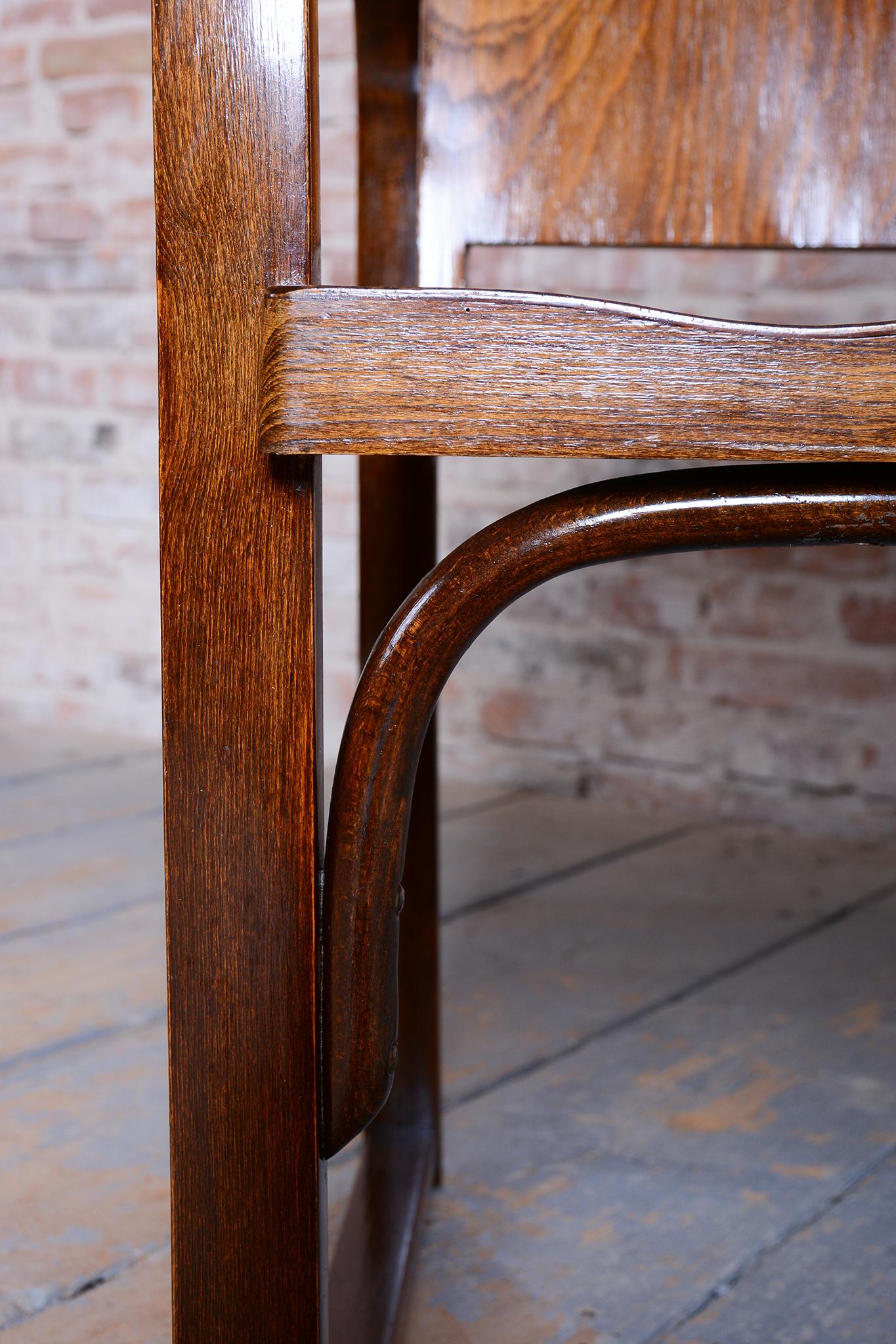 Paire de fauteuils Art déco restaurés, par Tatra, Pravenec, Beeche, République tchèque, années 1930 en vente 4