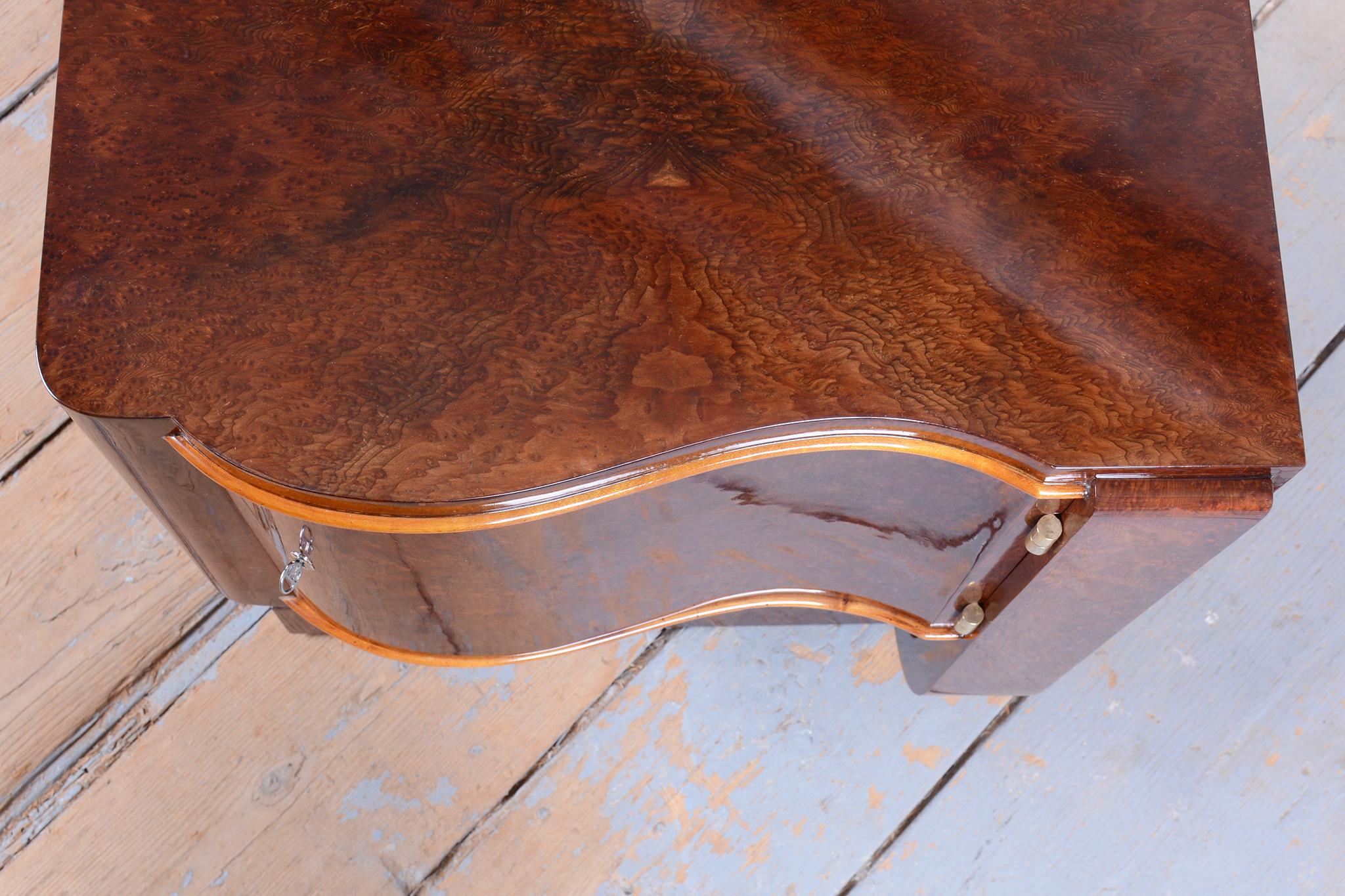 Pair of Restored Art Deco Bedside Tables, Beech, Revived Polish, France, 1920s For Sale 14
