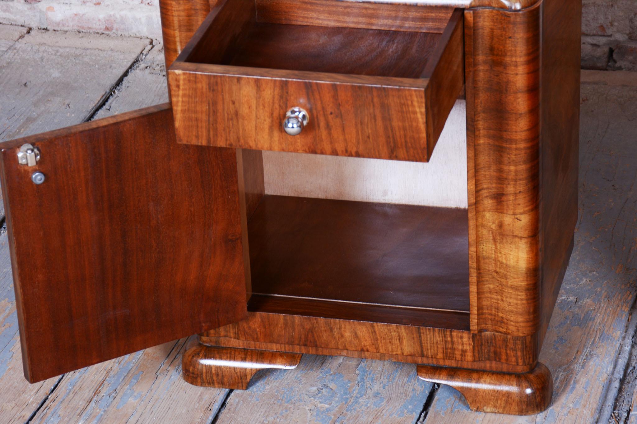 Pair of Restored Art Deco Bedside Tables, Walnut, Polish, Czech, 1930s For Sale 6