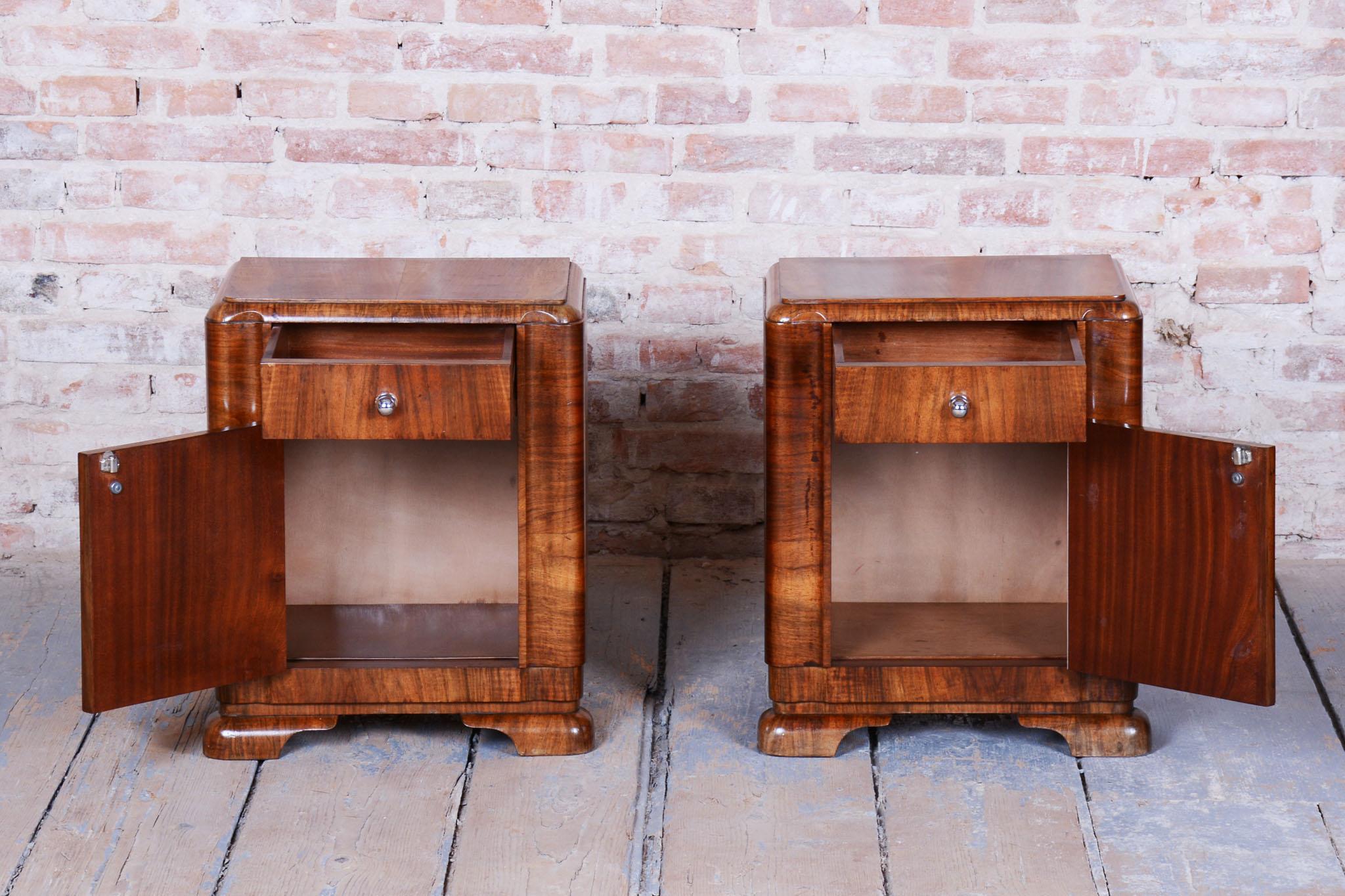 Pair of Restored Art Deco Bedside Tables, Walnut, Polish, Czech, 1930s For Sale 1
