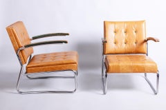 Paire de fauteuils Bauhaus restaurés, par Mücke & Melder, hêtre, chrome, tchèque, années 1930