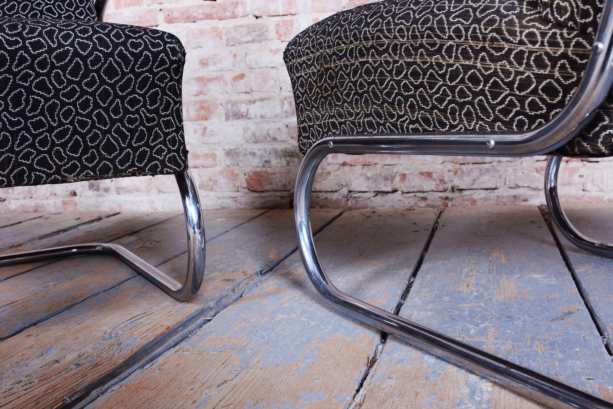 Paire de fauteuils Bauhaus restaurés, par Mücke & Melder, hêtre, chrome, tchèque, années 1930 en vente 2