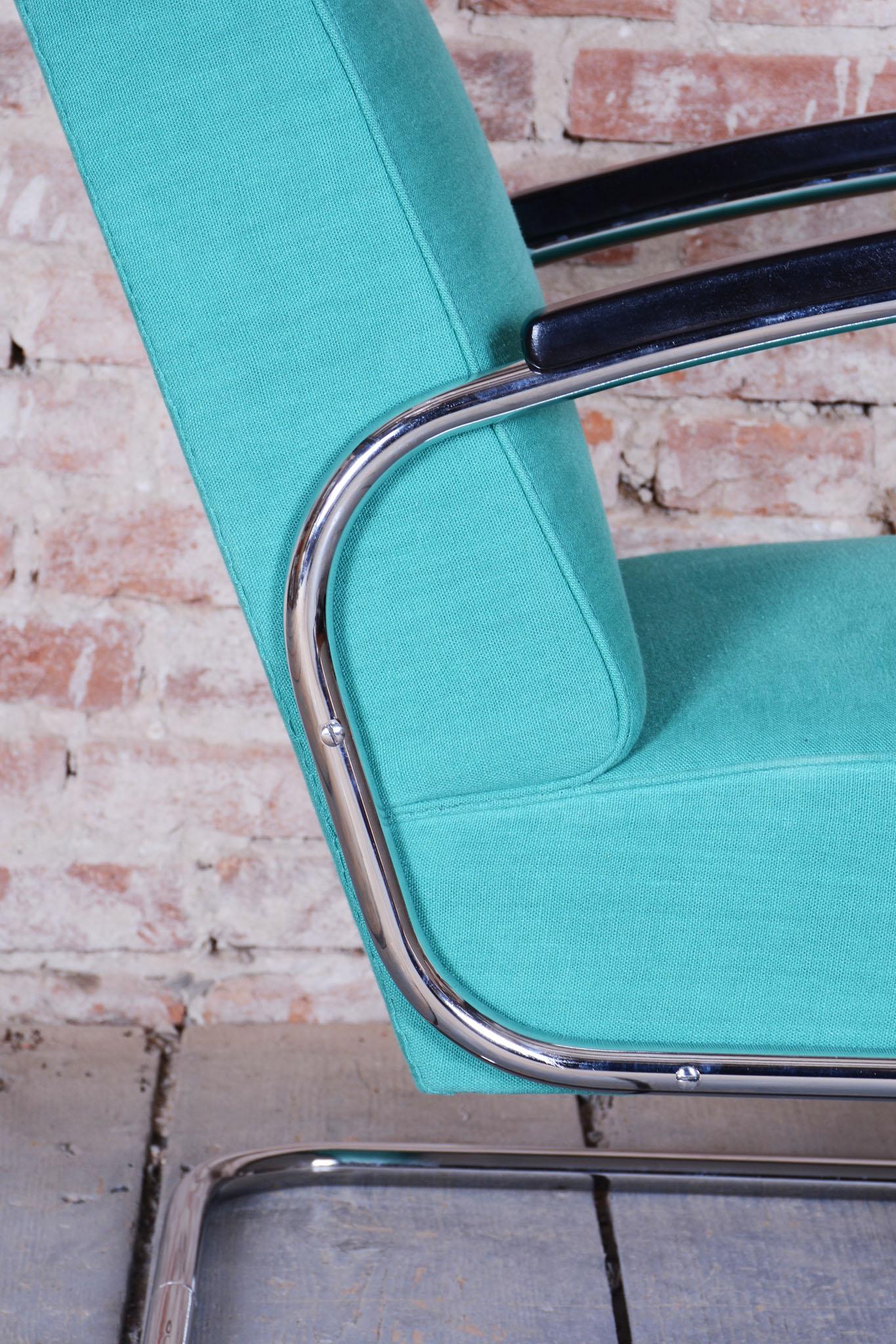 Paire de fauteuils Bauhaus restaurés, par W. Gispen, Mücke & Melder, République tchèque, années 1930 en vente 3
