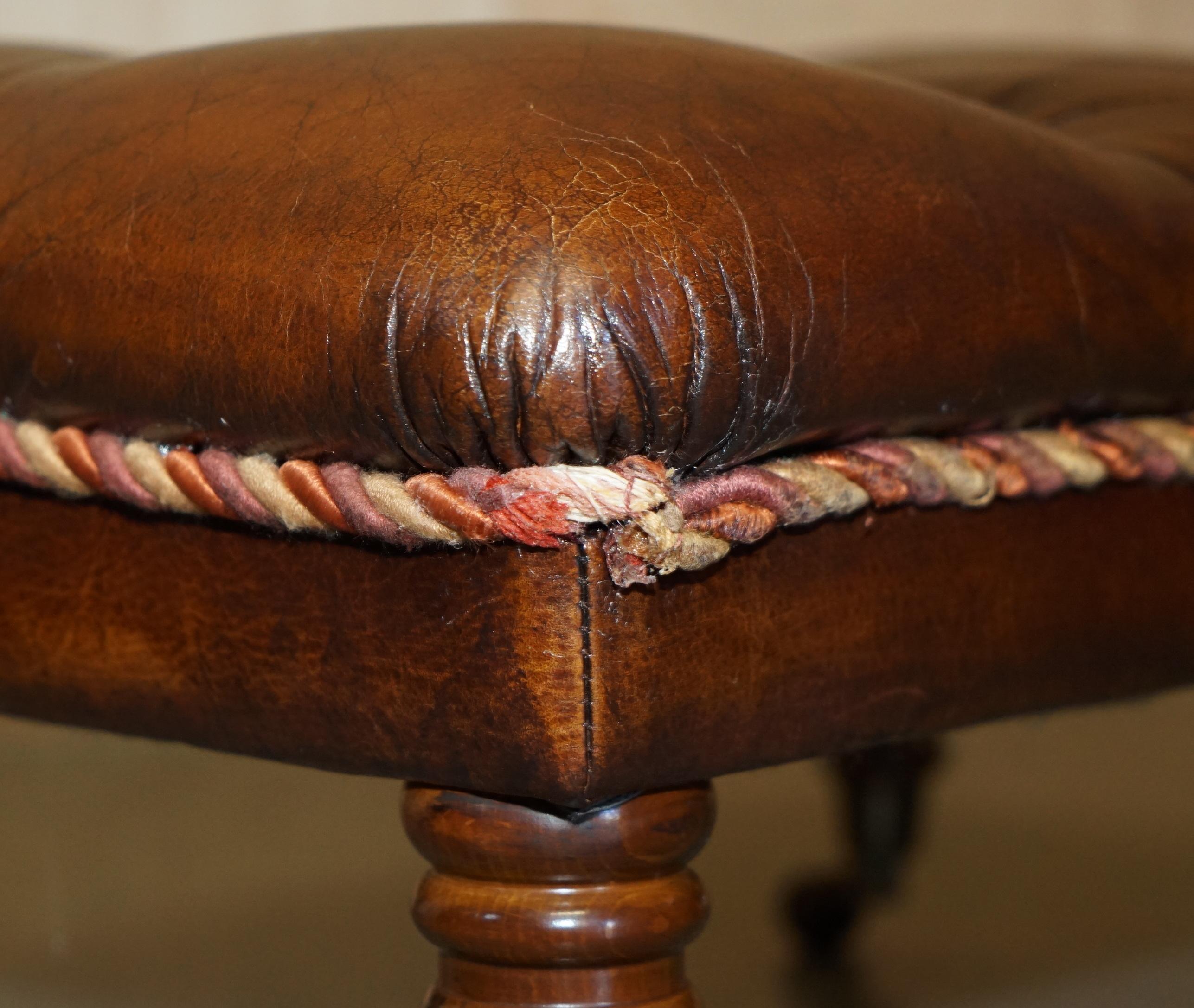 PAAR RESTORED BROWN LEATHER CHESTERFIELD TUFTED PORCELAIN CASTORS FOOTSTOOLs im Angebot 10