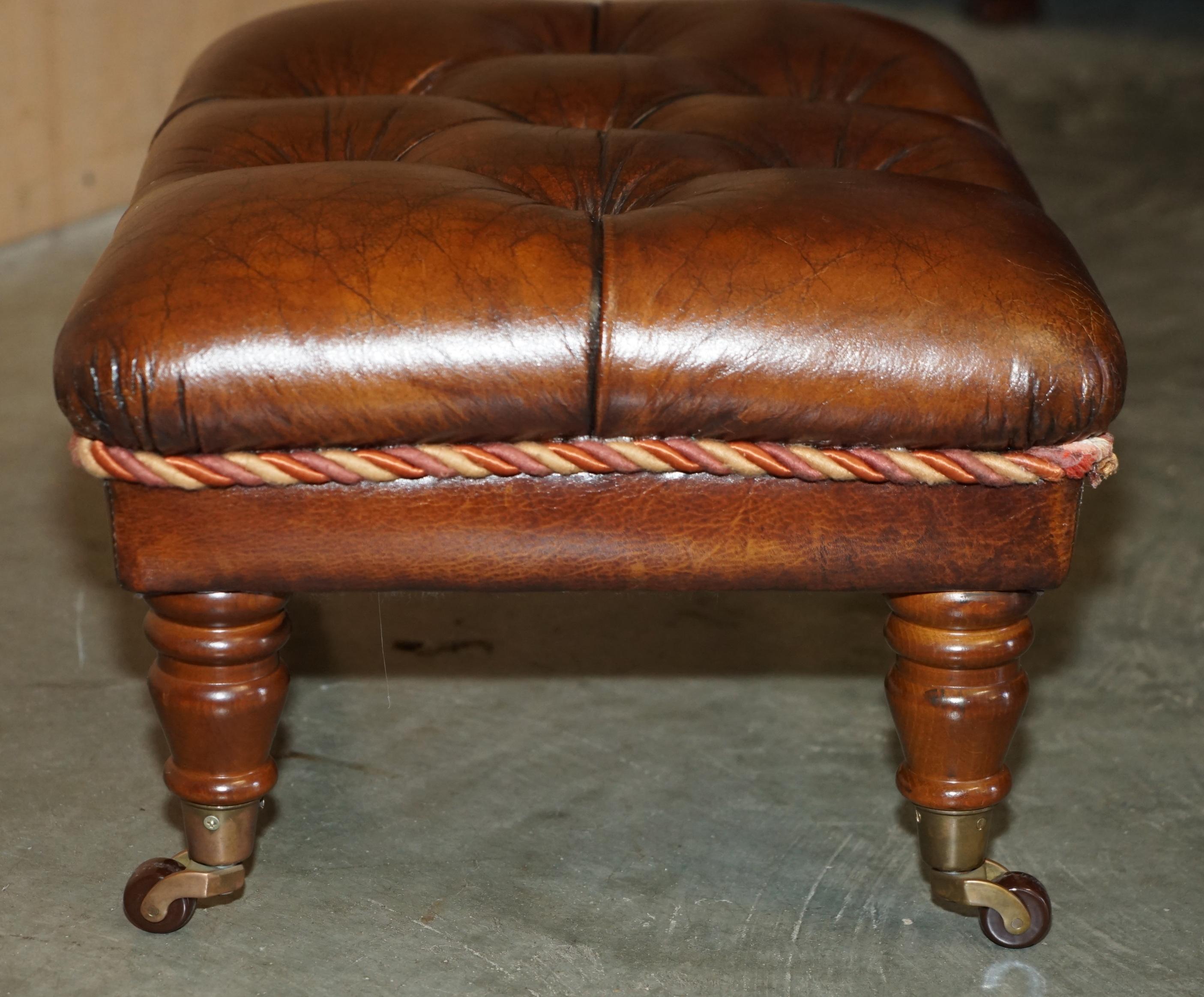 PAAR RESTORED BROWN LEATHER CHESTERFIELD TUFTED PORCELAIN CASTORS FOOTSTOOLs im Angebot 12