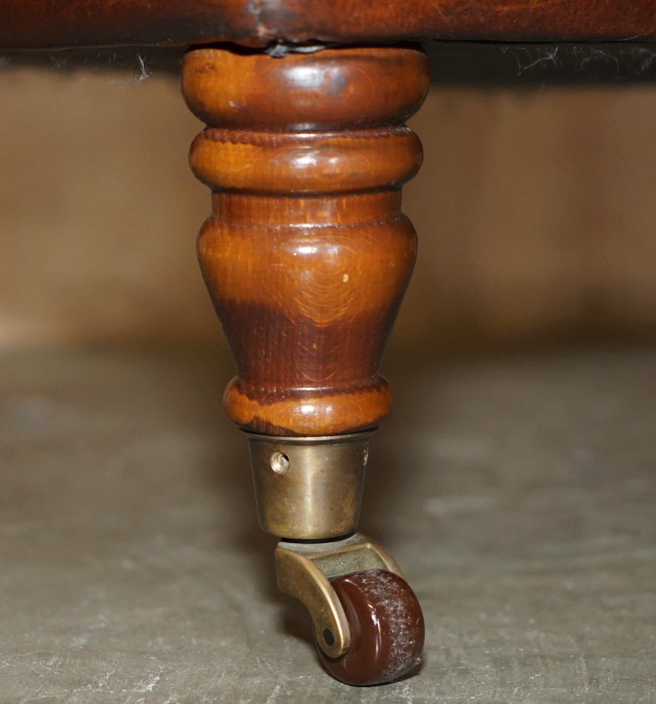 PAAR RESTORED BROWN LEATHER CHESTERFIELD TUFTED PORCELAIN CASTORS FOOTSTOOLs im Angebot 1