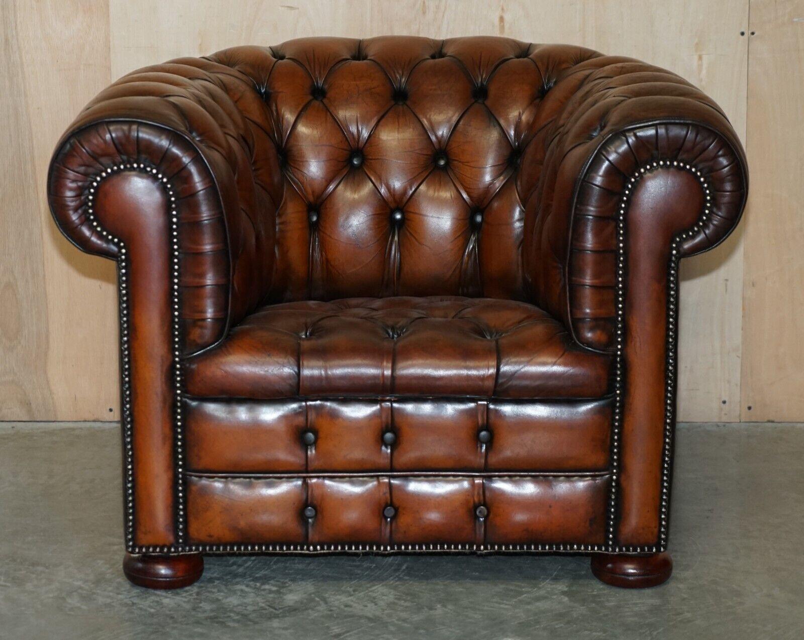 English PAIR OF RESTORED CHESTERFIELD CLUB ARMCHAiRS WONDERFUL HAND DYED BROWN LEATHER