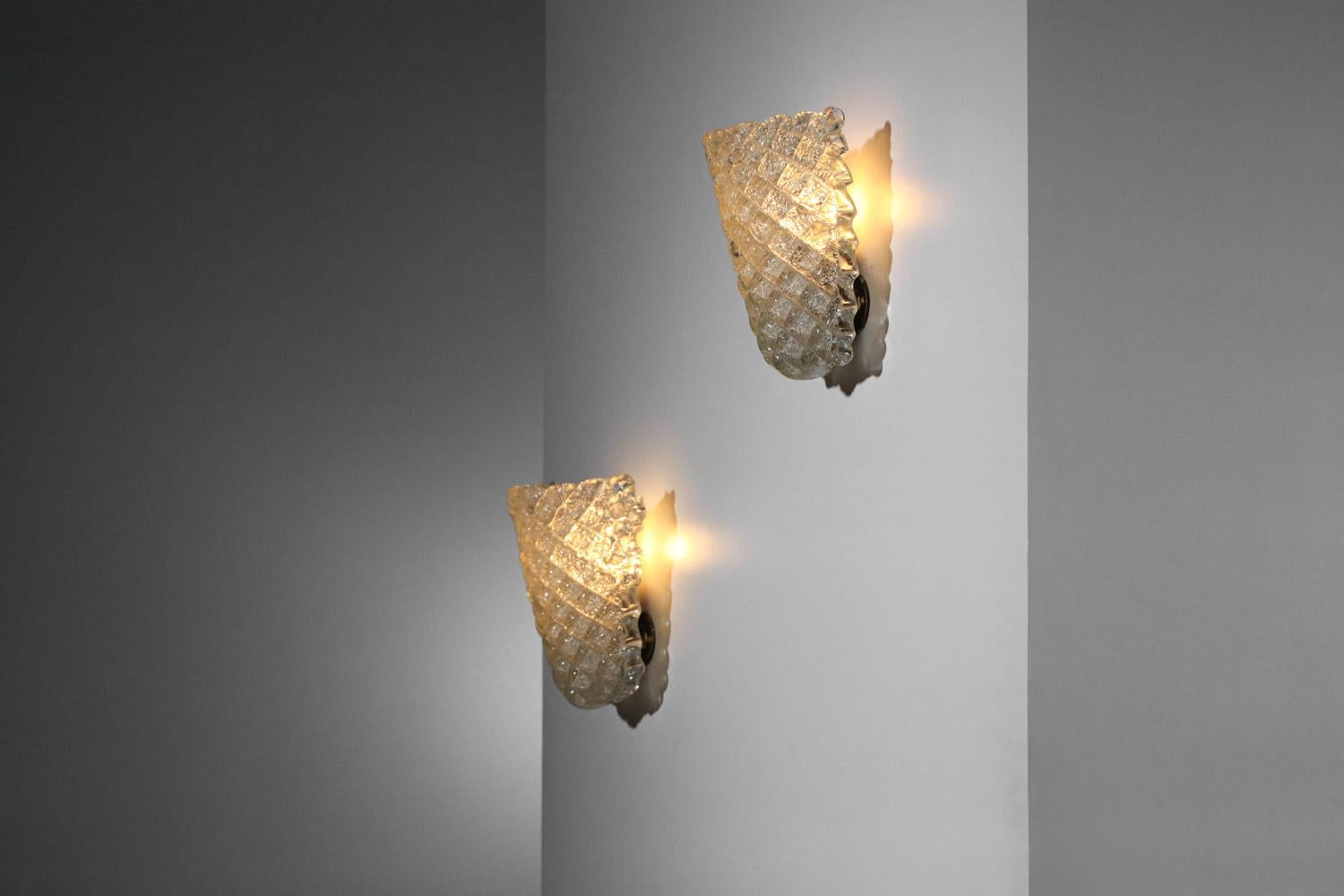 Brass Pair of restored embossed Italian sconces attributed to Barovier&Toso