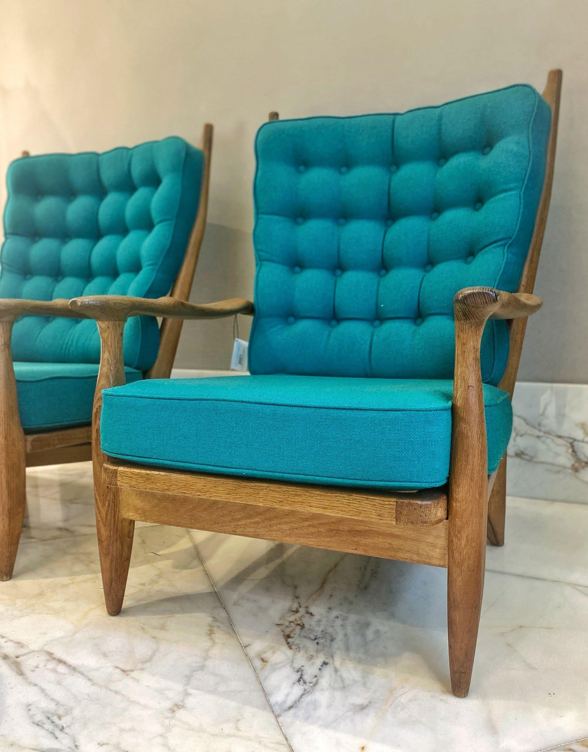 Pareja de Sillones Guilleme et Charbonnet Restaurados Madera de Roble y Capitona Francés en venta