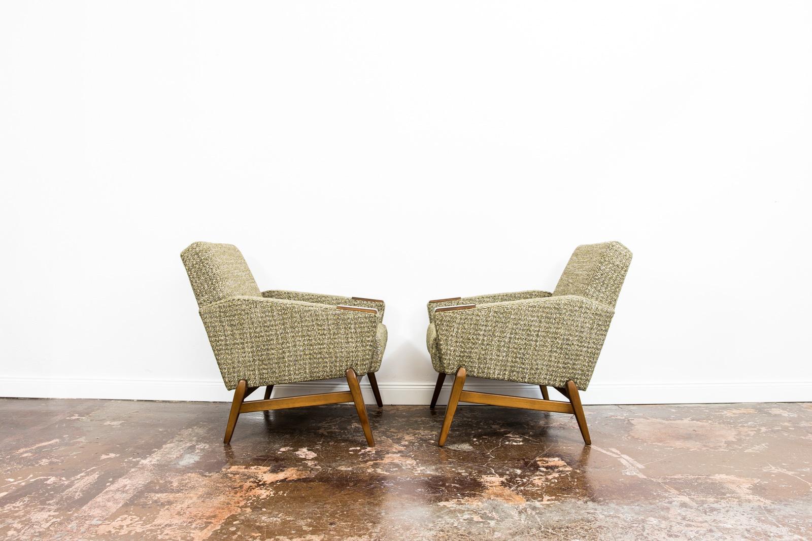 Pair of Restored Mid-Century Scandinavian Armchairs, 1960s In Good Condition In Wroclaw, PL