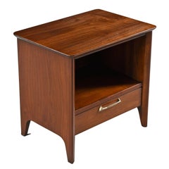 Pair of Restored Midcentury Drexel "Modern" Walnut Nightstands, circa 1950s