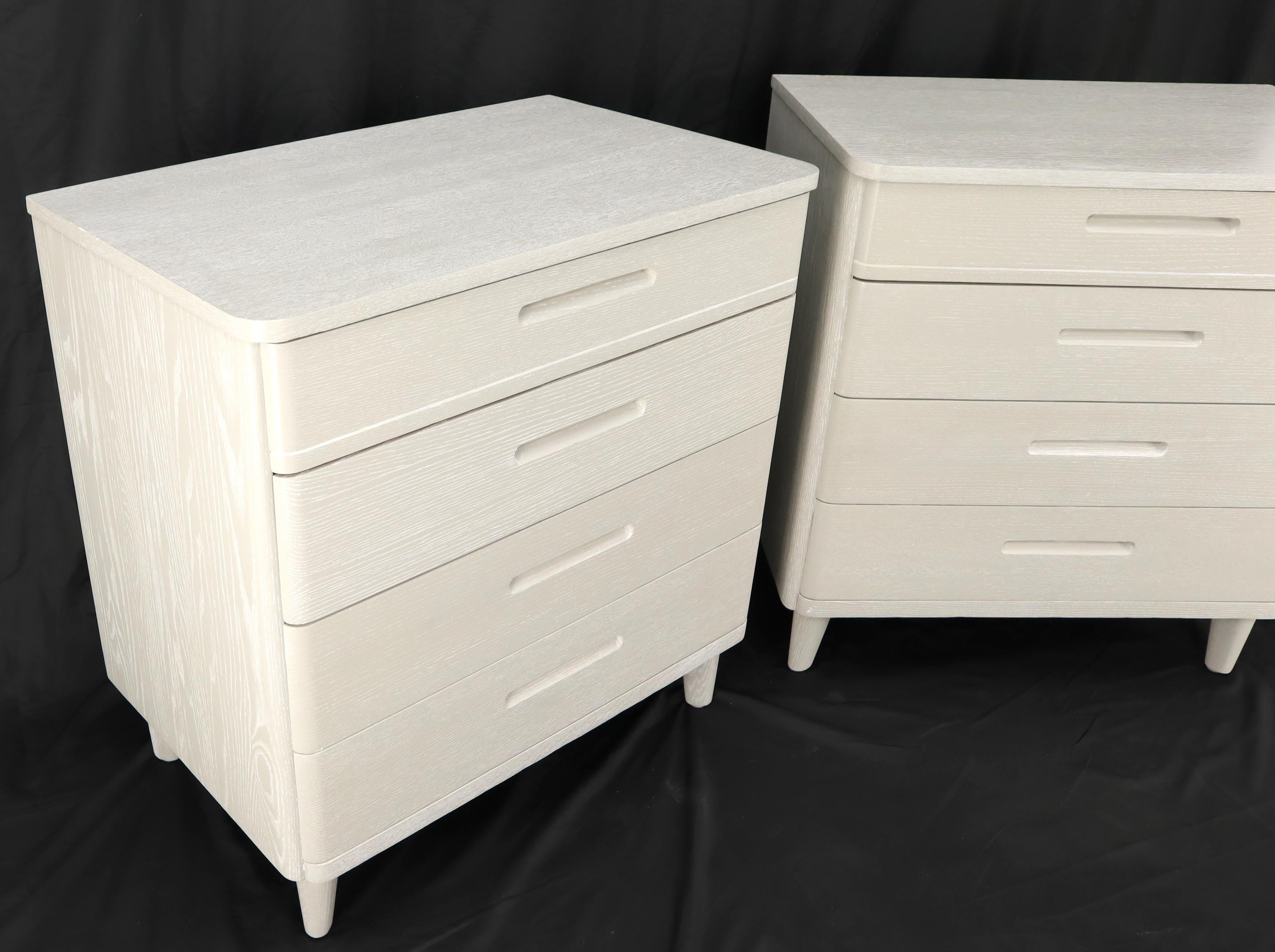 Pair of Restored Solid Oak Cerused White & Grey Finish 4 Drawers Bachelor Chests For Sale 7