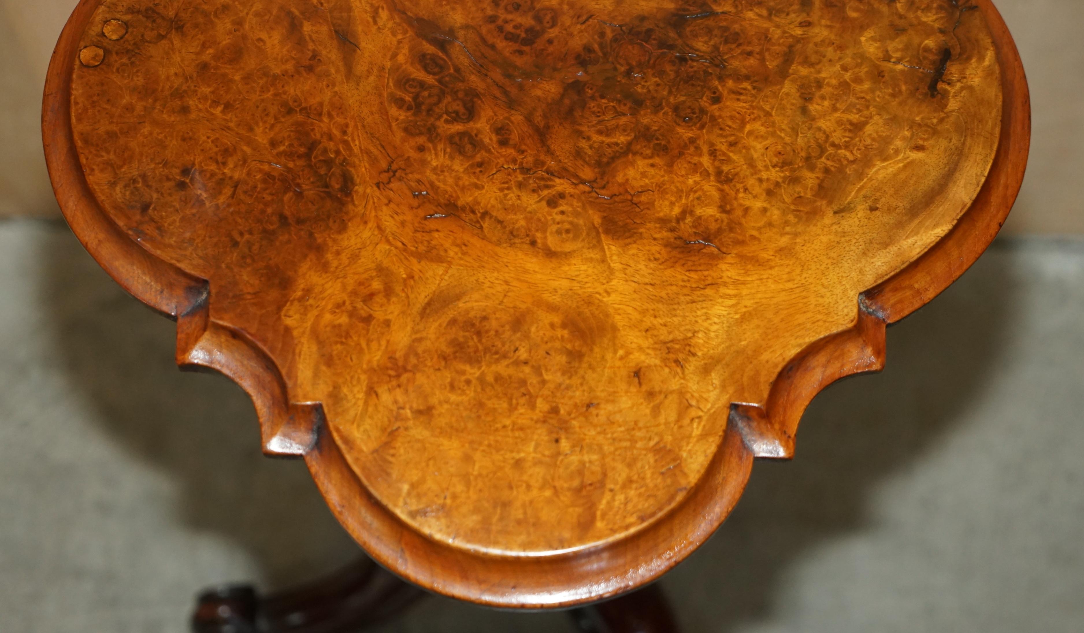 Mid-19th Century Pair of Restored Victorian Burr Walnut Tripod Side End Lamp Tables circa 1860 For Sale