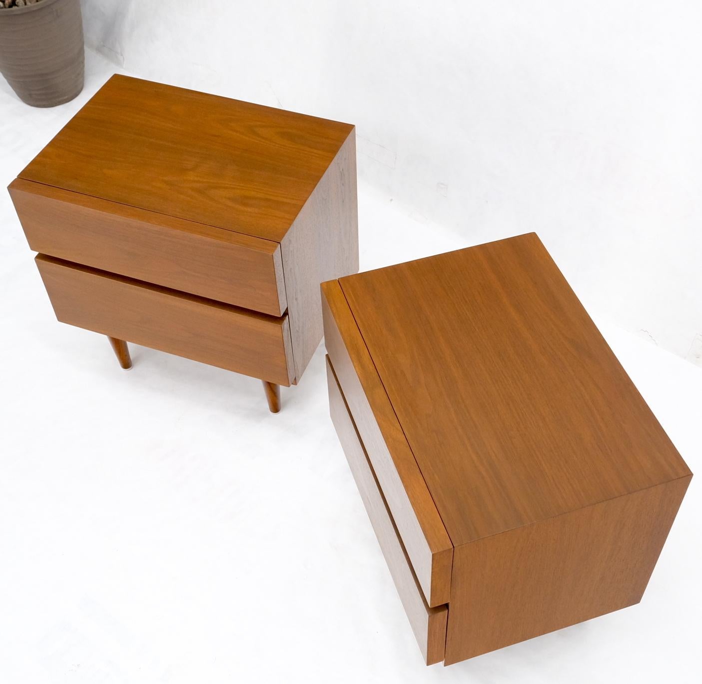 Pair of Restored Walnut Block Front Two Drawers End Tables Night Stands 3
