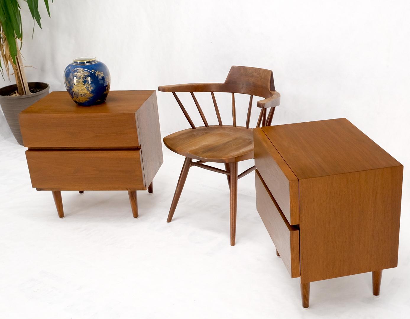 Mid-Century Modern Pair of Restored Walnut Block Front Two Drawers End Tables Night Stands