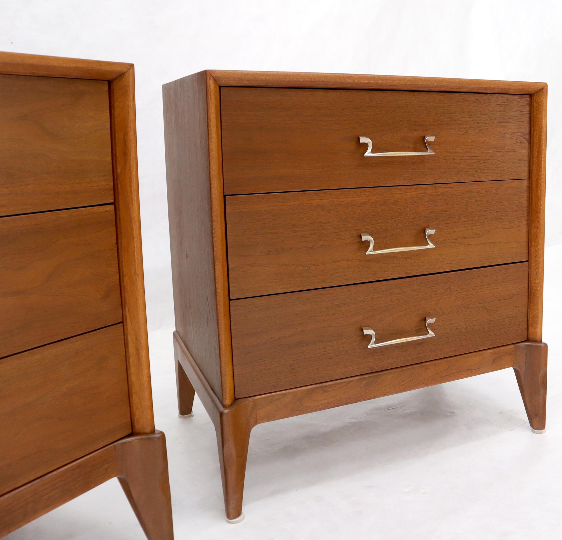 Pair of restored walnut three drawers nightstands end tables 6